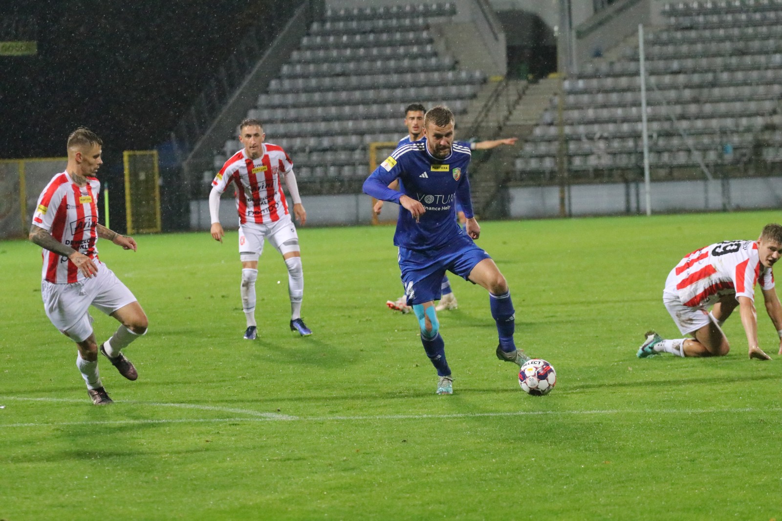 Miedź przegrała z Resovią w meczu 14 kolejki Fortuna 1 Ligi