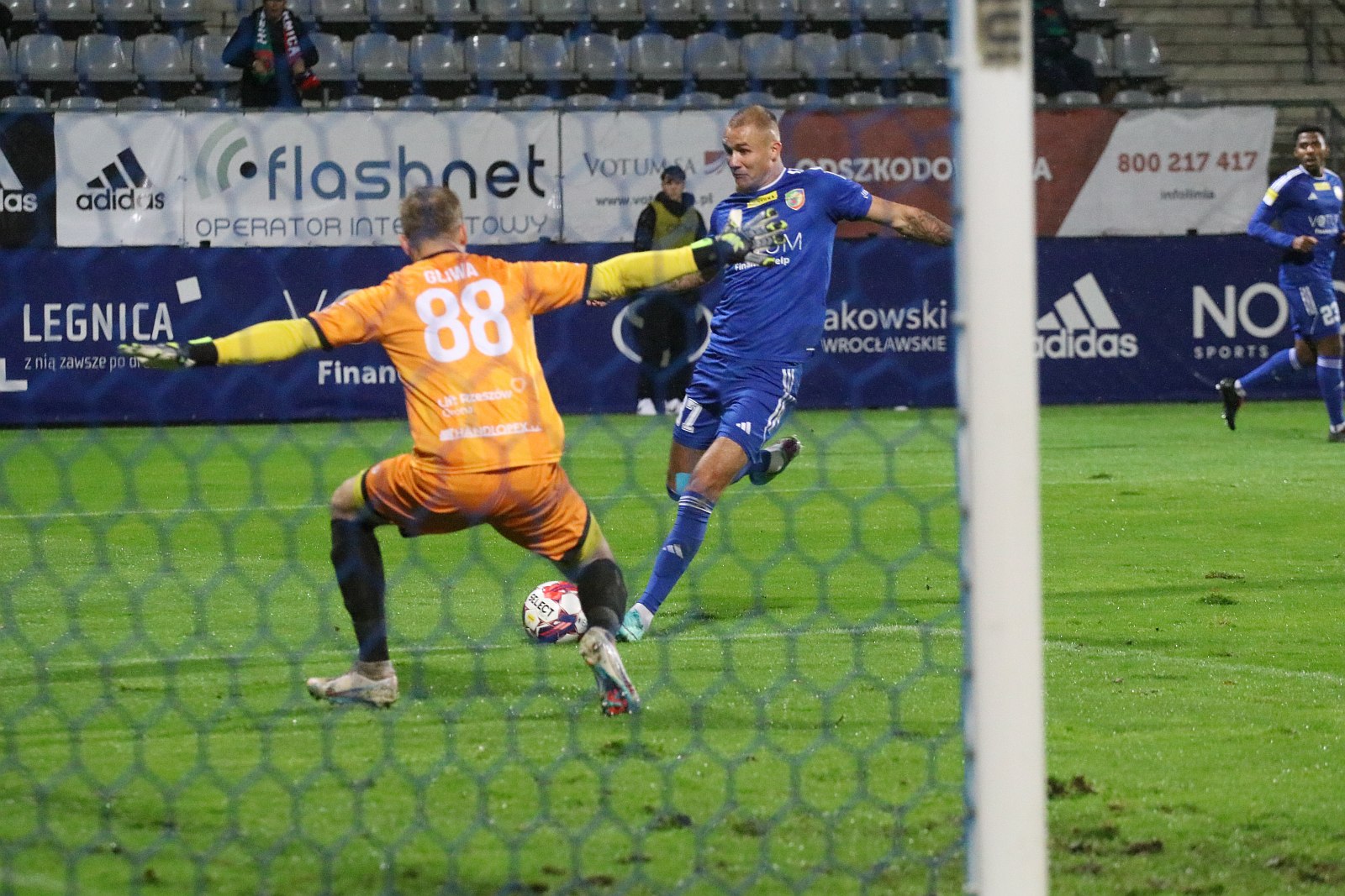 Miedź przegrała z Resovią w meczu 14 kolejki Fortuna 1 Ligi