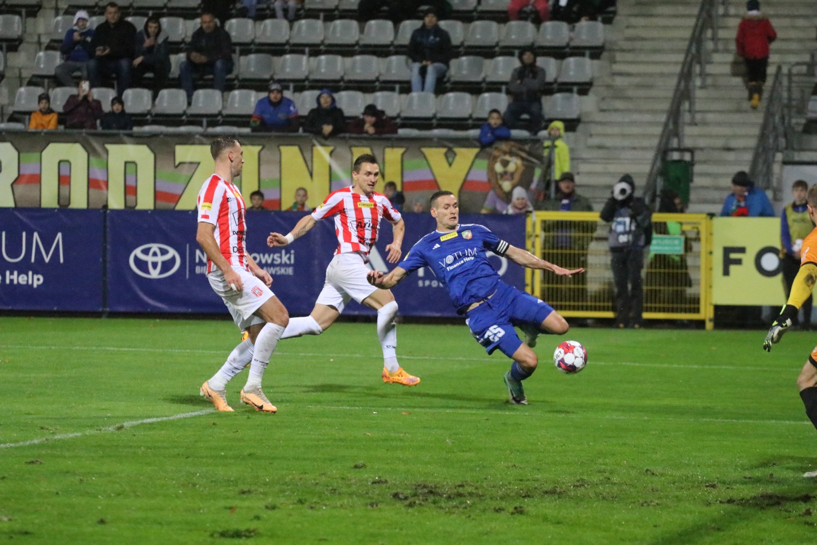 Miedź przegrała z Resovią w meczu 14 kolejki Fortuna 1 Ligi