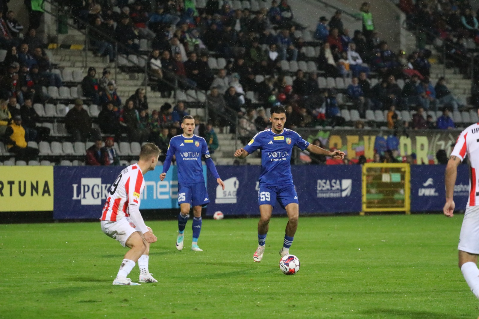Miedź przegrała z Resovią w meczu 14 kolejki Fortuna 1 Ligi