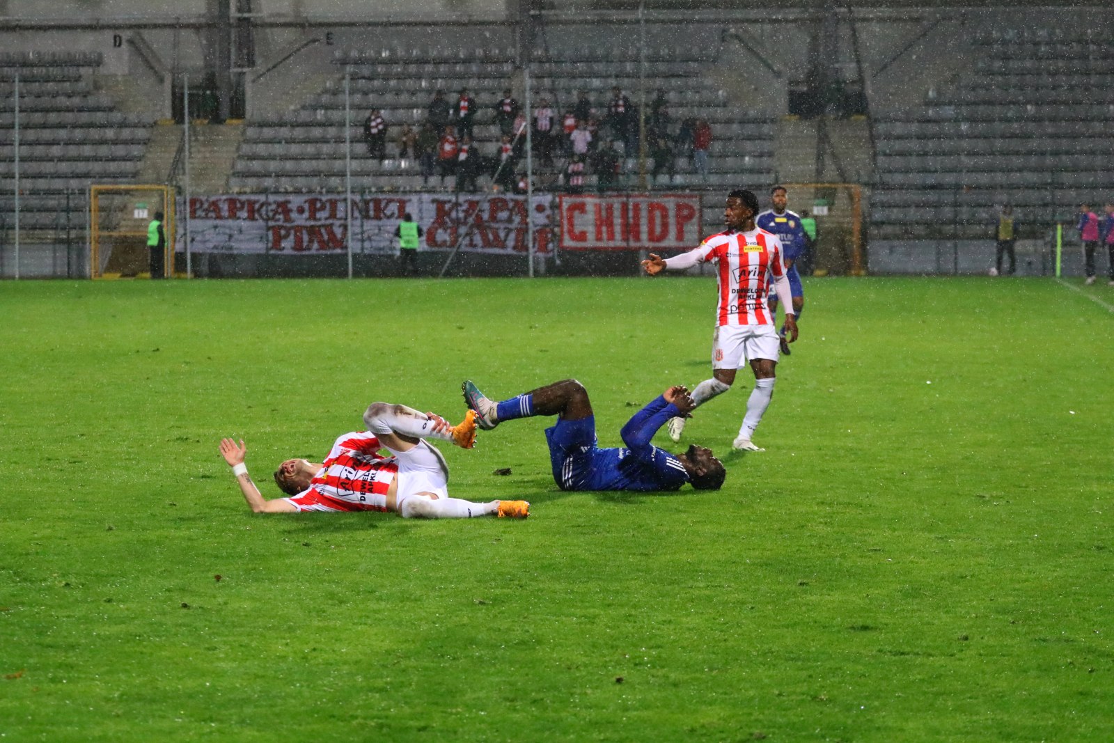 Miedź przegrała z Resovią w meczu 14 kolejki Fortuna 1 Ligi