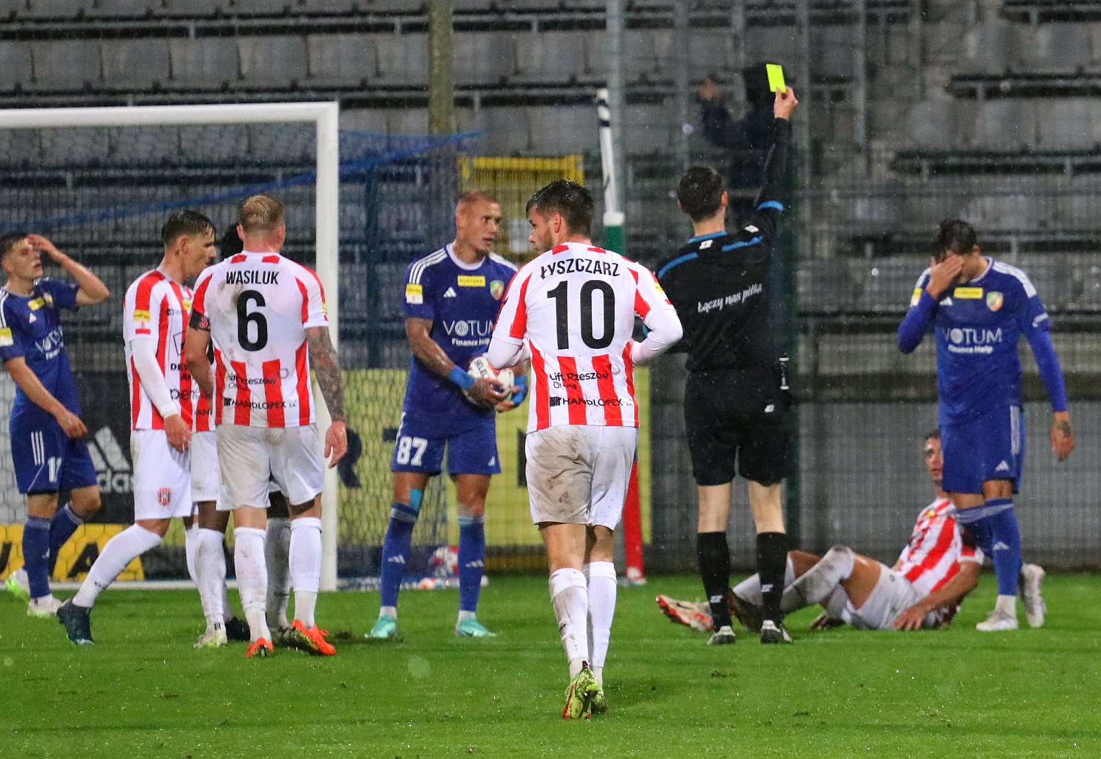 Miedź przegrała z Resovią w meczu 14 kolejki Fortuna 1 Ligi