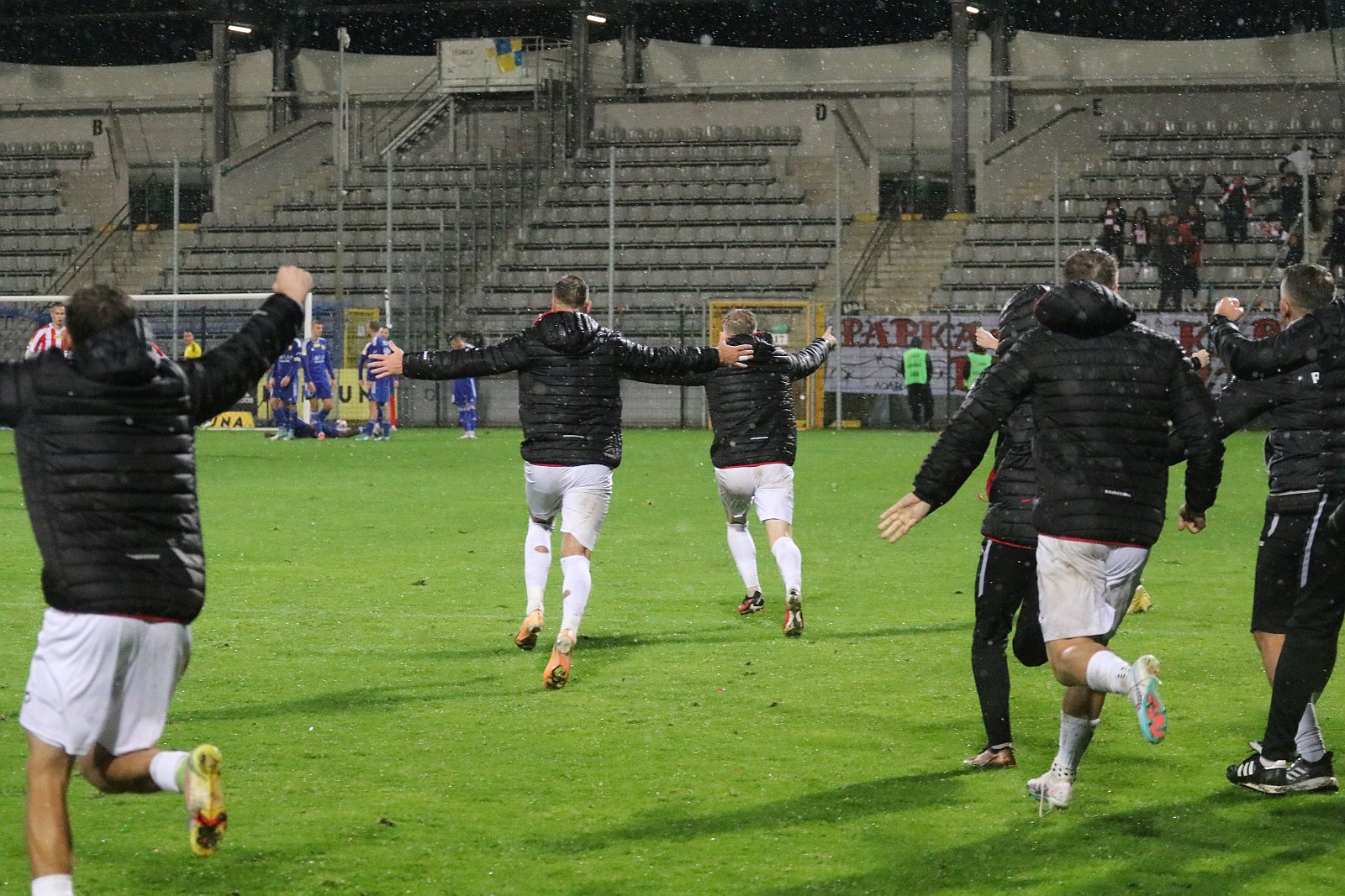 Miedź przegrała z Resovią w meczu 14 kolejki Fortuna 1 Ligi