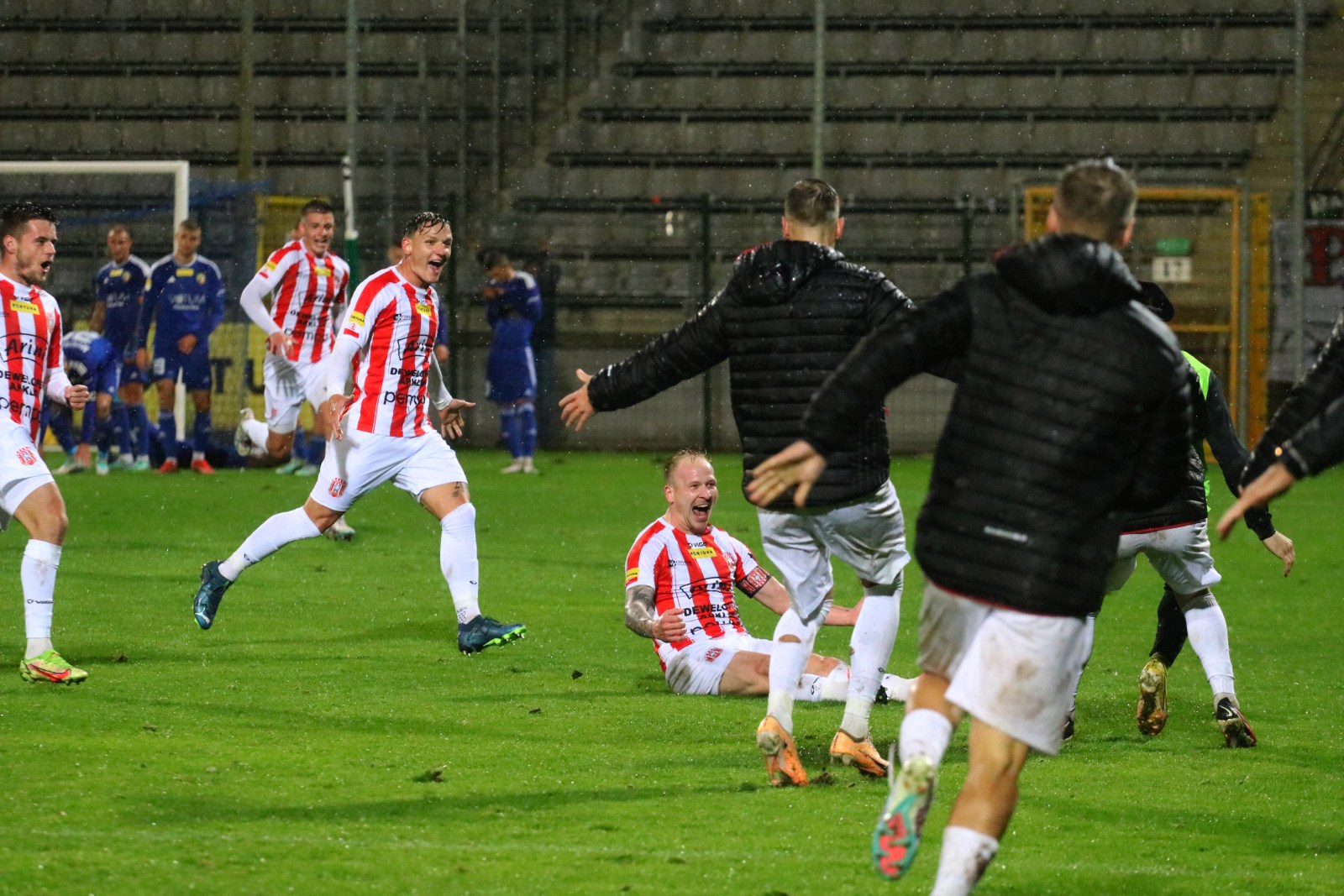 Miedź przegrała z Resovią w meczu 14 kolejki Fortuna 1 Ligi