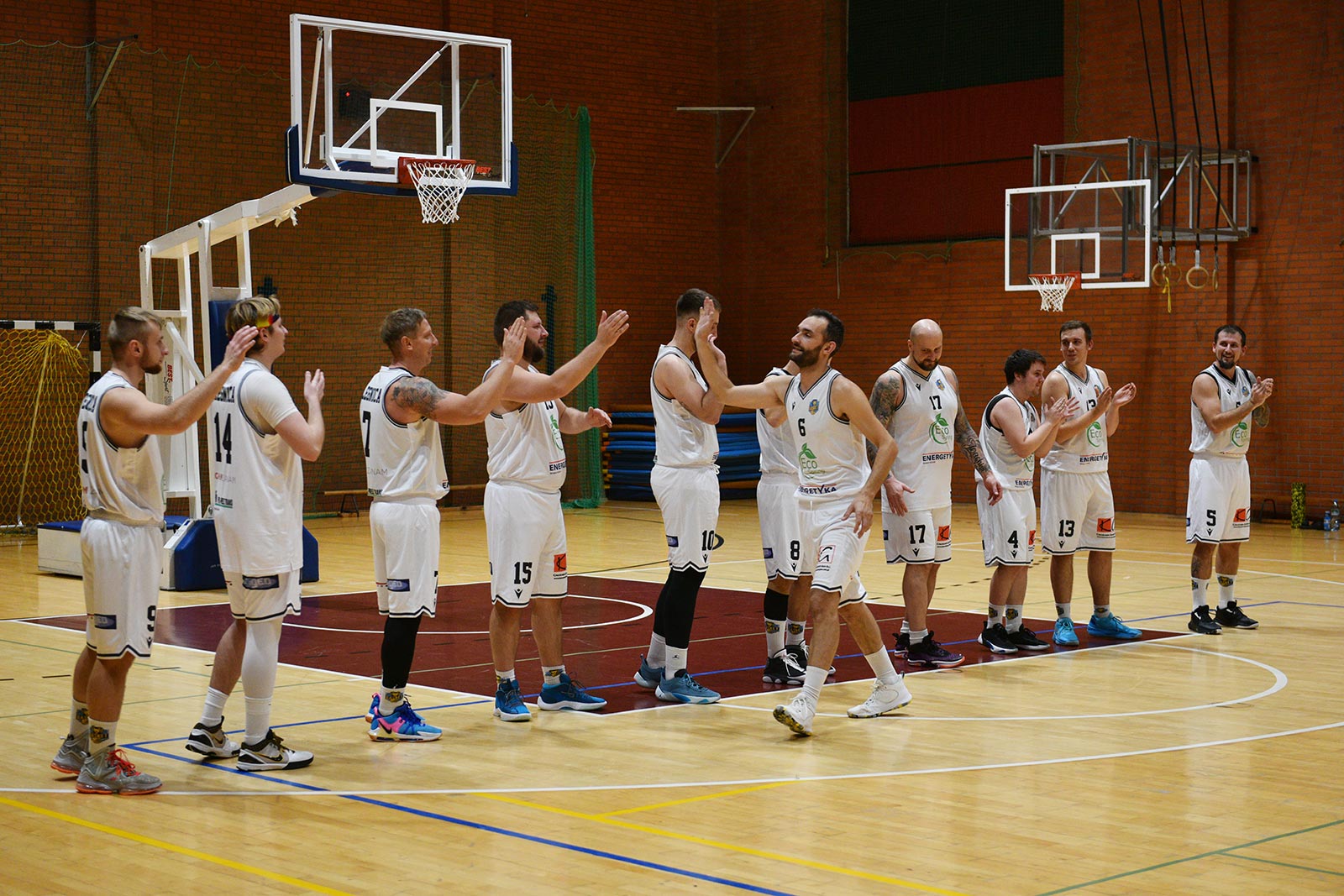 Thriller na Wierzyńskiego. Wygrana Basketu Legnica