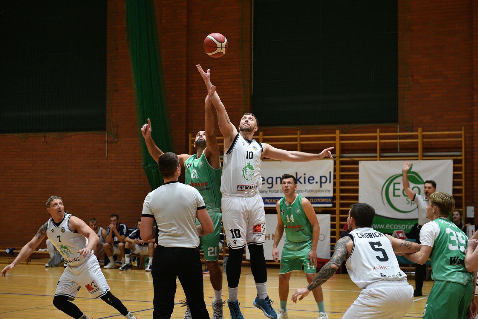 Thriller na Wierzyńskiego. Wygrana Basketu Legnica