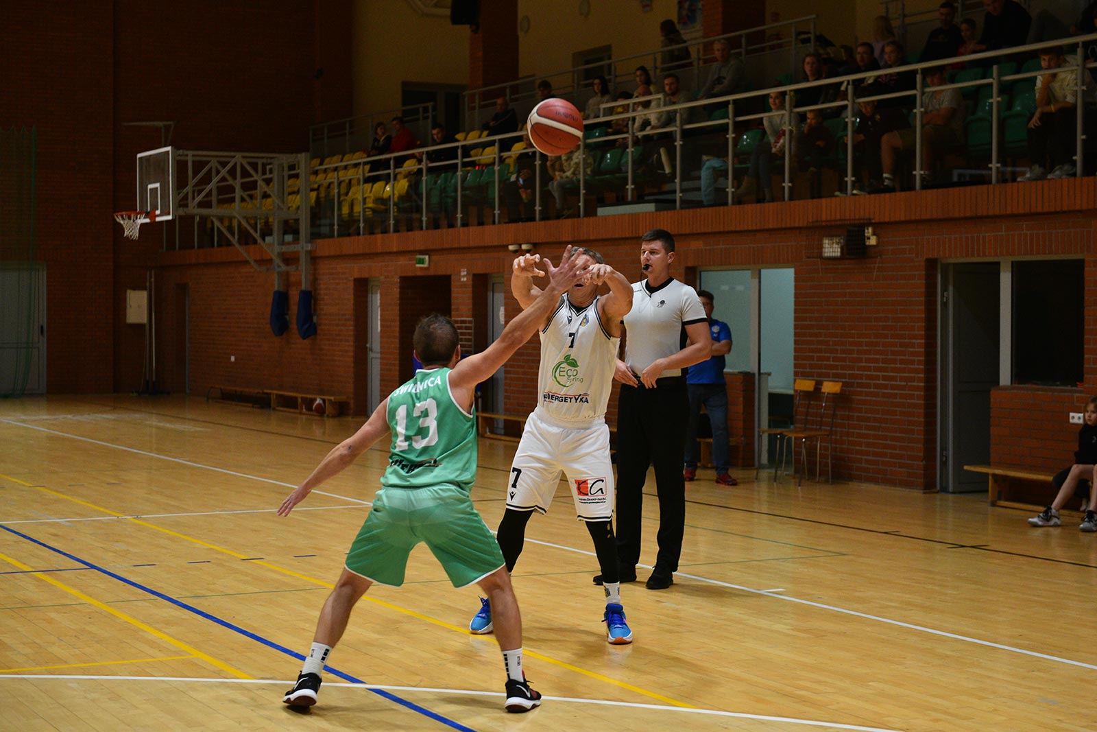 Thriller na Wierzyńskiego. Wygrana Basketu Legnica