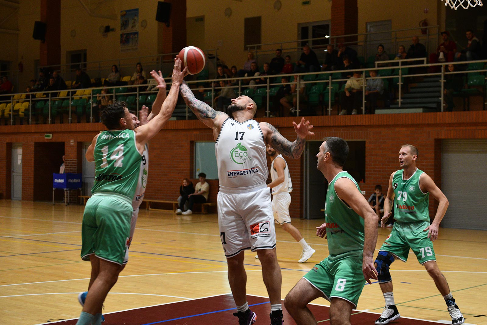 Thriller na Wierzyńskiego. Wygrana Basketu Legnica