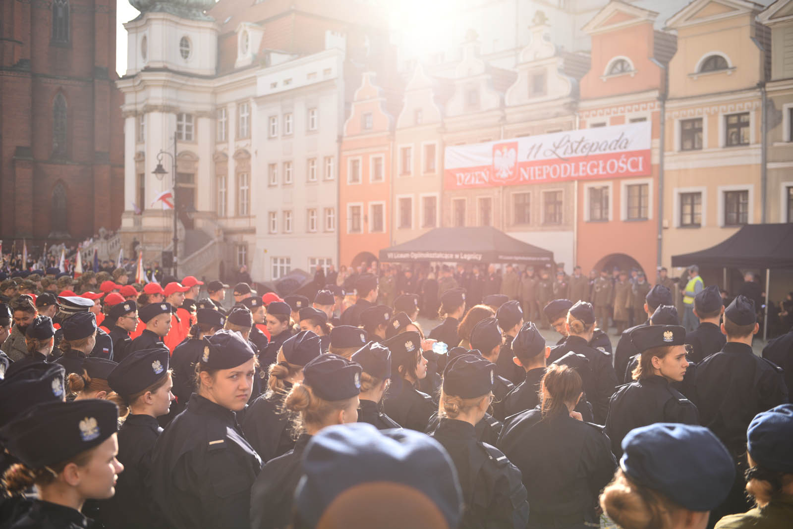 Na sztandar ślubowali strzec godności i honoru munduru