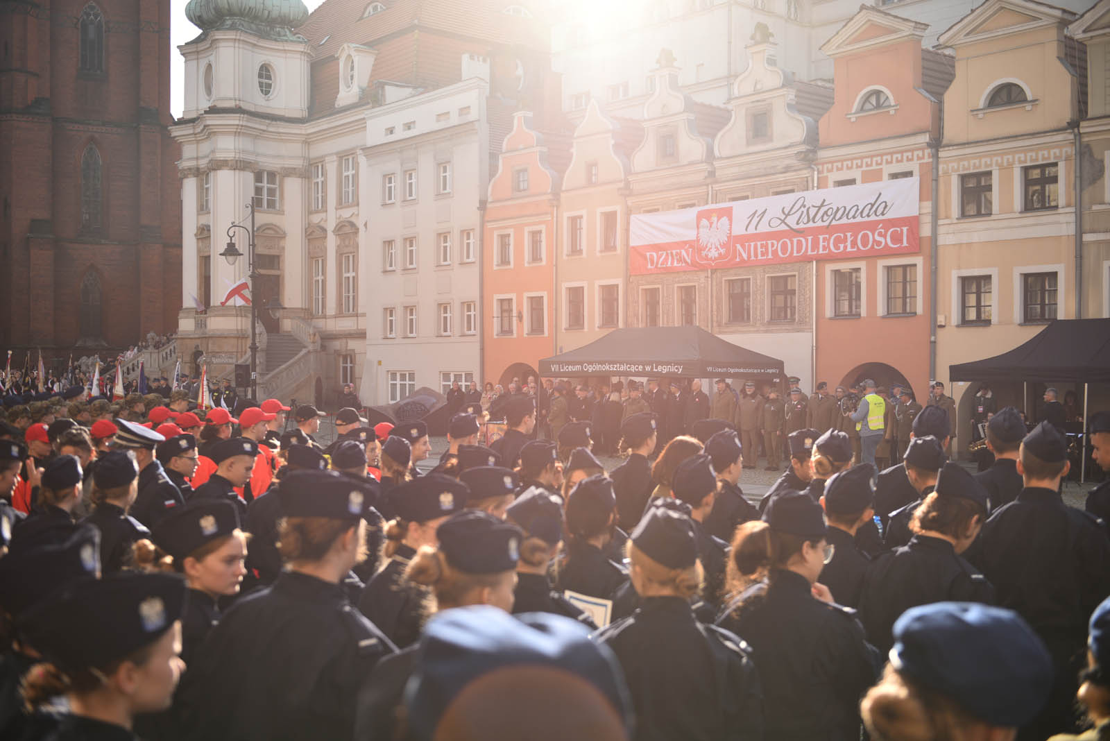 Na sztandar ślubowali strzec godności i honoru munduru