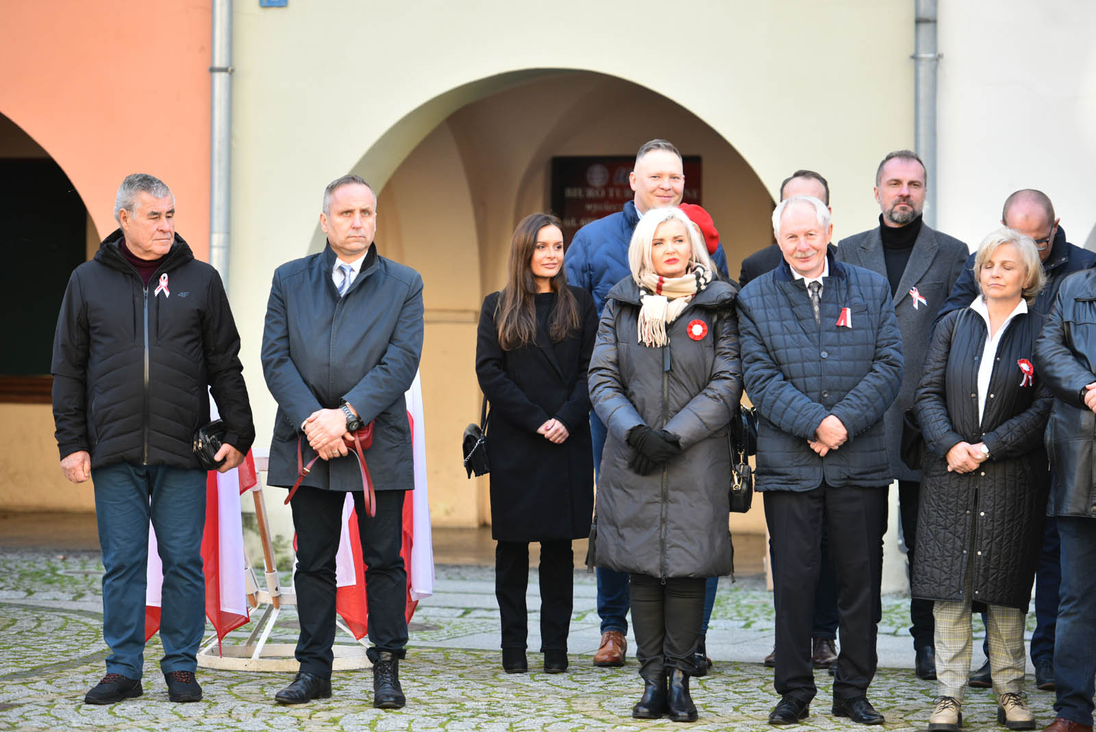 Na sztandar ślubowali strzec godności i honoru munduru