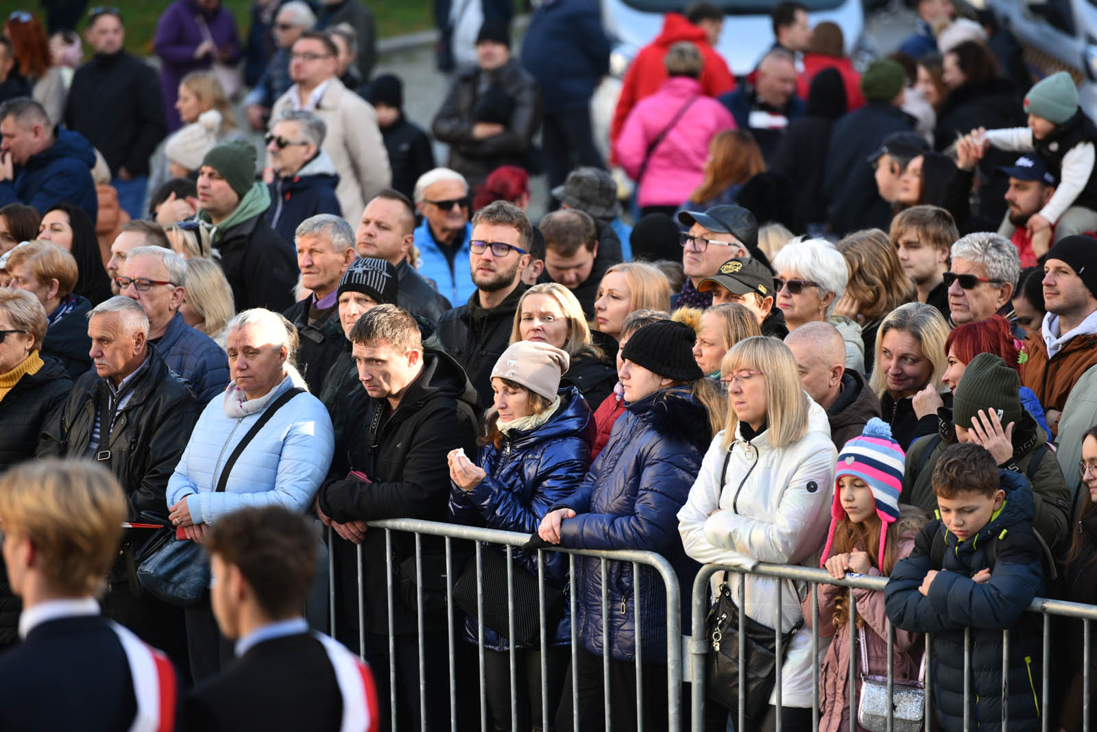 Na sztandar ślubowali strzec godności i honoru munduru