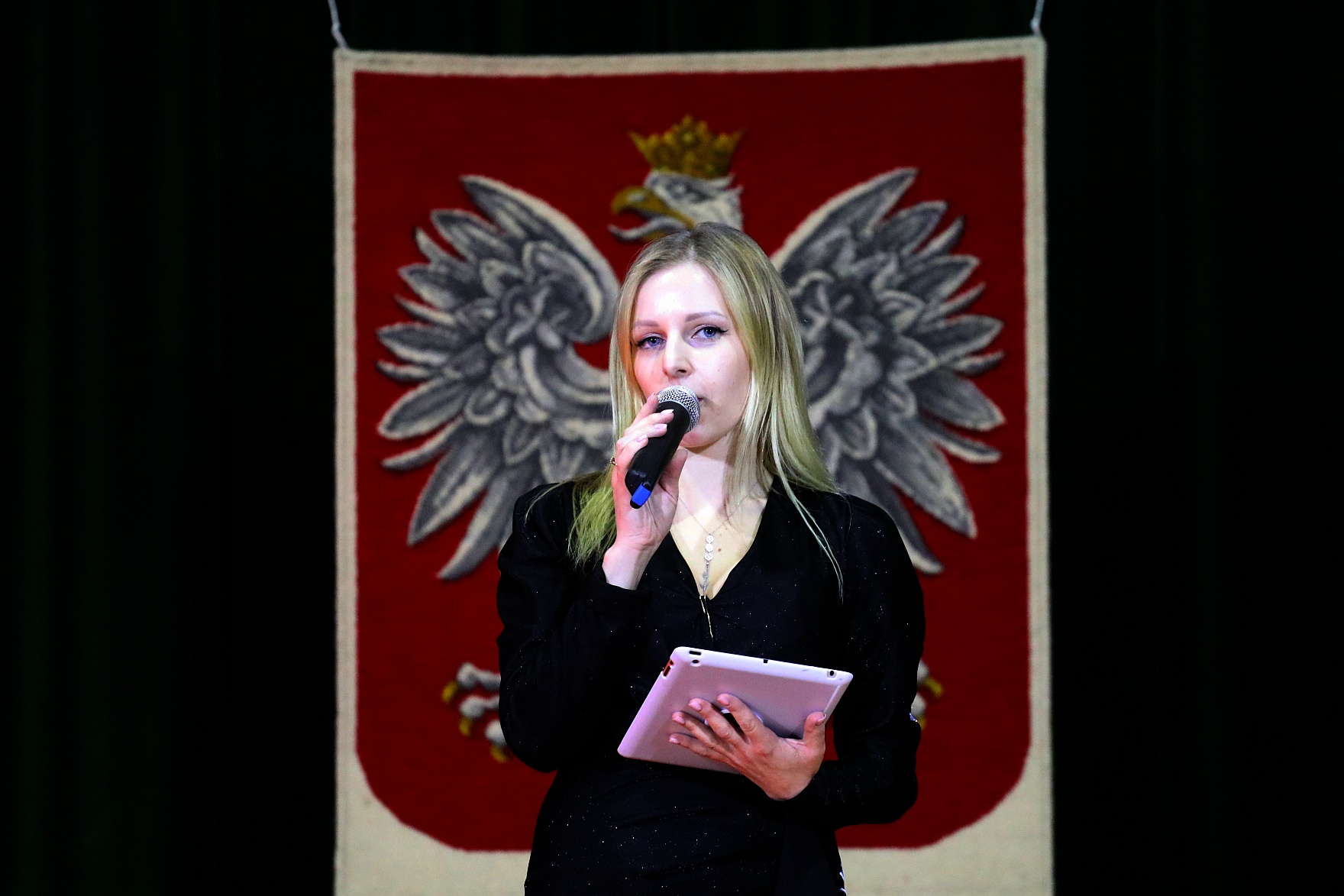 Koncert Patriotyczny w wykonaniu uczniów Nikoli Wardy