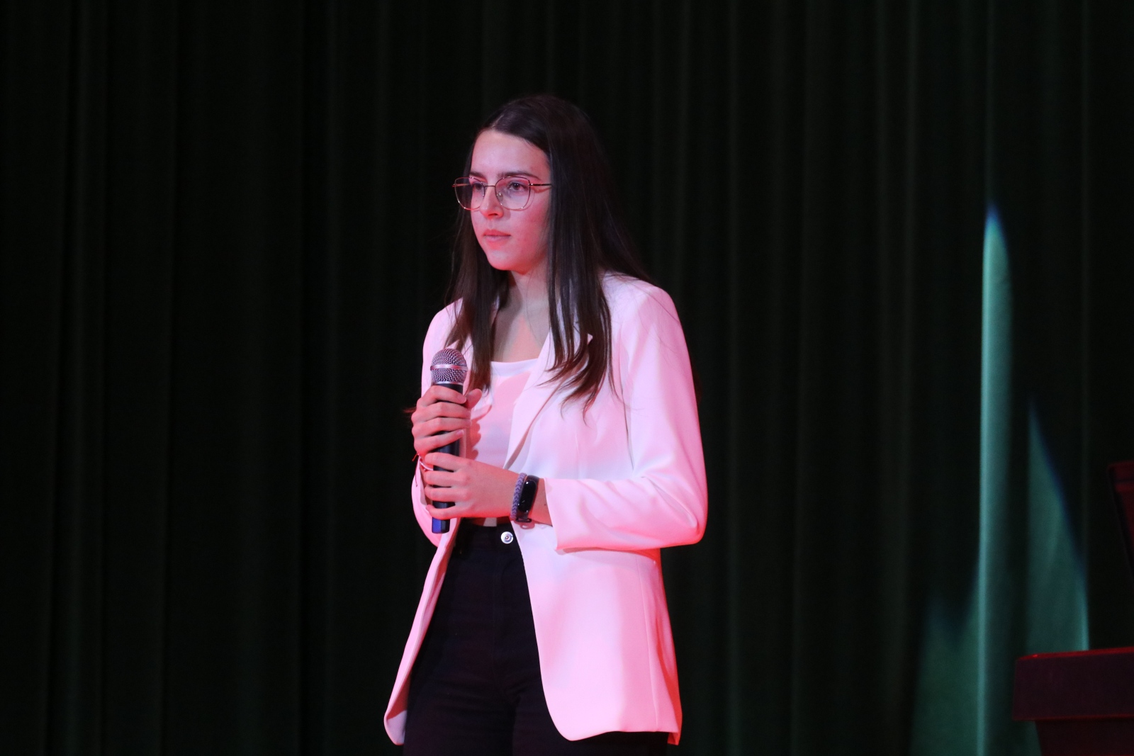Koncert Patriotyczny w wykonaniu uczniów Nikoli Wardy
