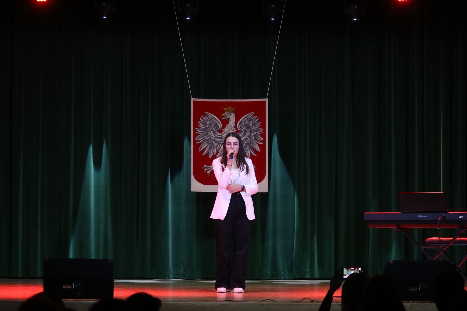 Koncert Patriotyczny w wykonaniu uczniów Nikoli Wardy