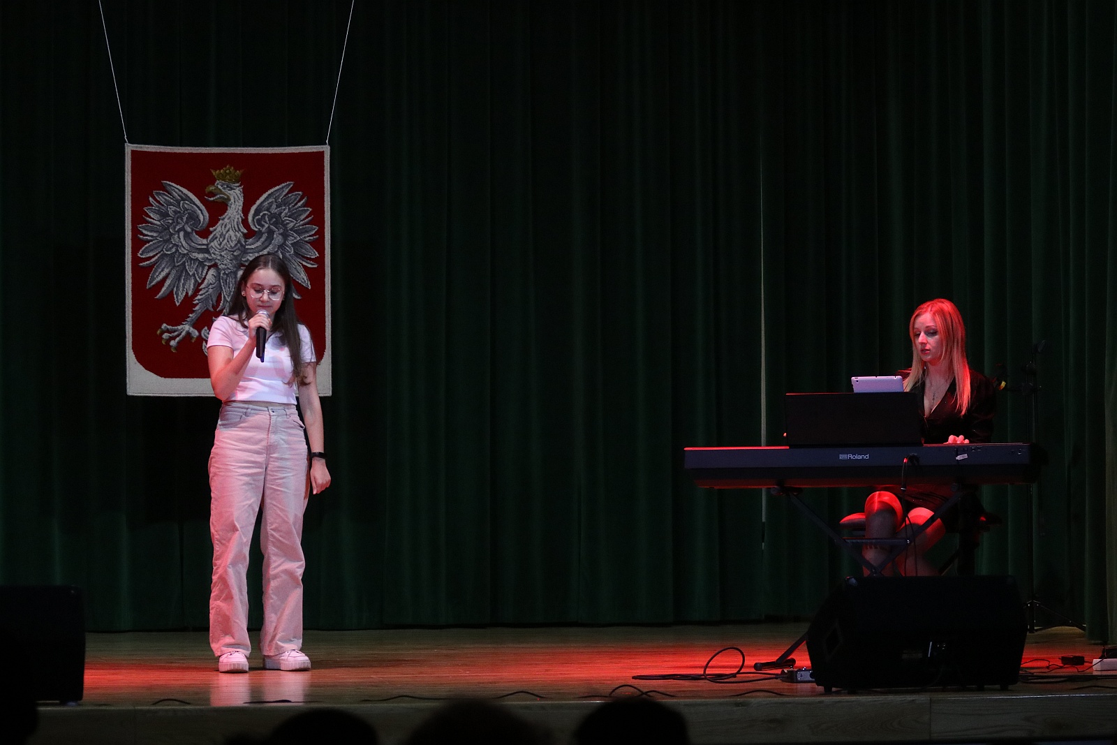 Koncert Patriotyczny w wykonaniu uczniów Nikoli Wardy