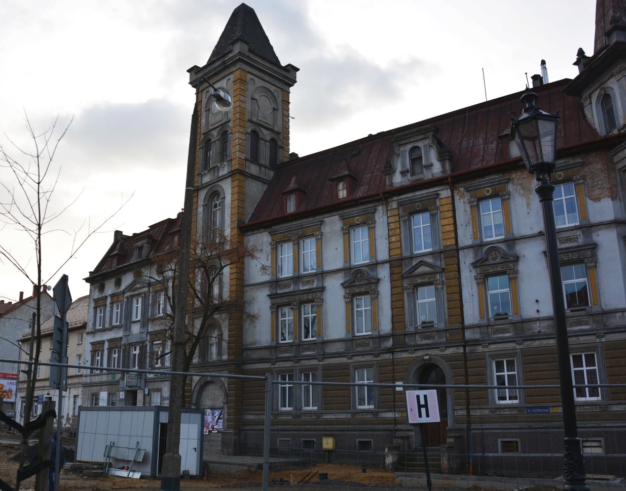 Zobacz jak przebiega przebudowa skrzyżowania w Chojnowie