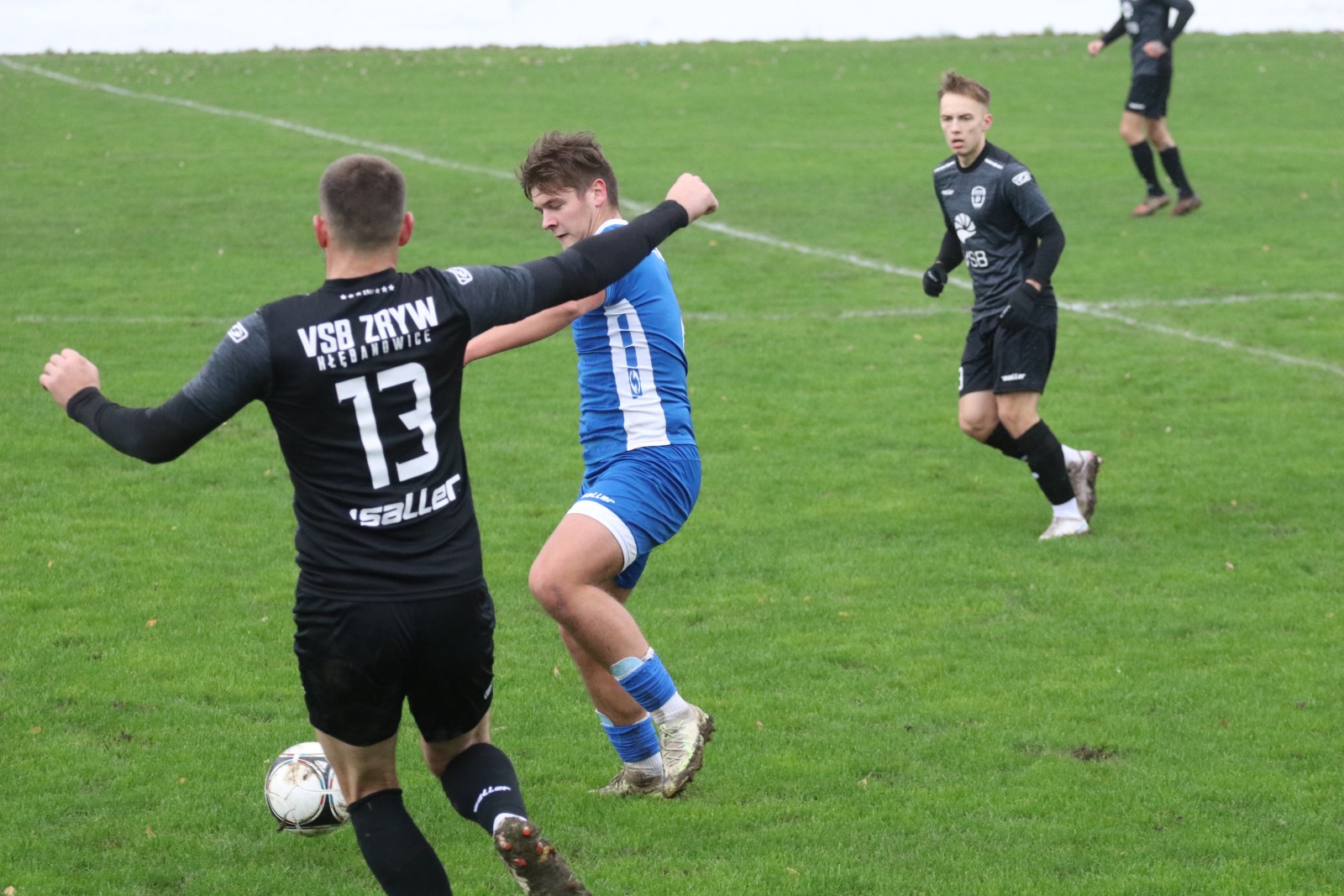 Konfeks Legnica skromnie wygrywa ze Zrywem Kłębanowice