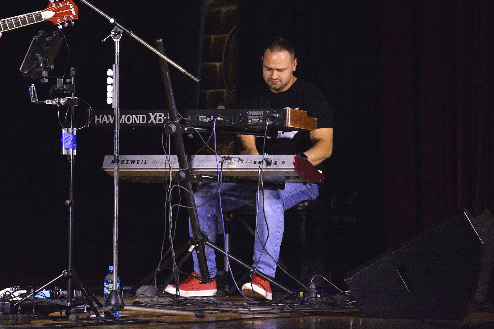 Koncert zespołu  Plug'n'Blues w chojnowskim domu kultury