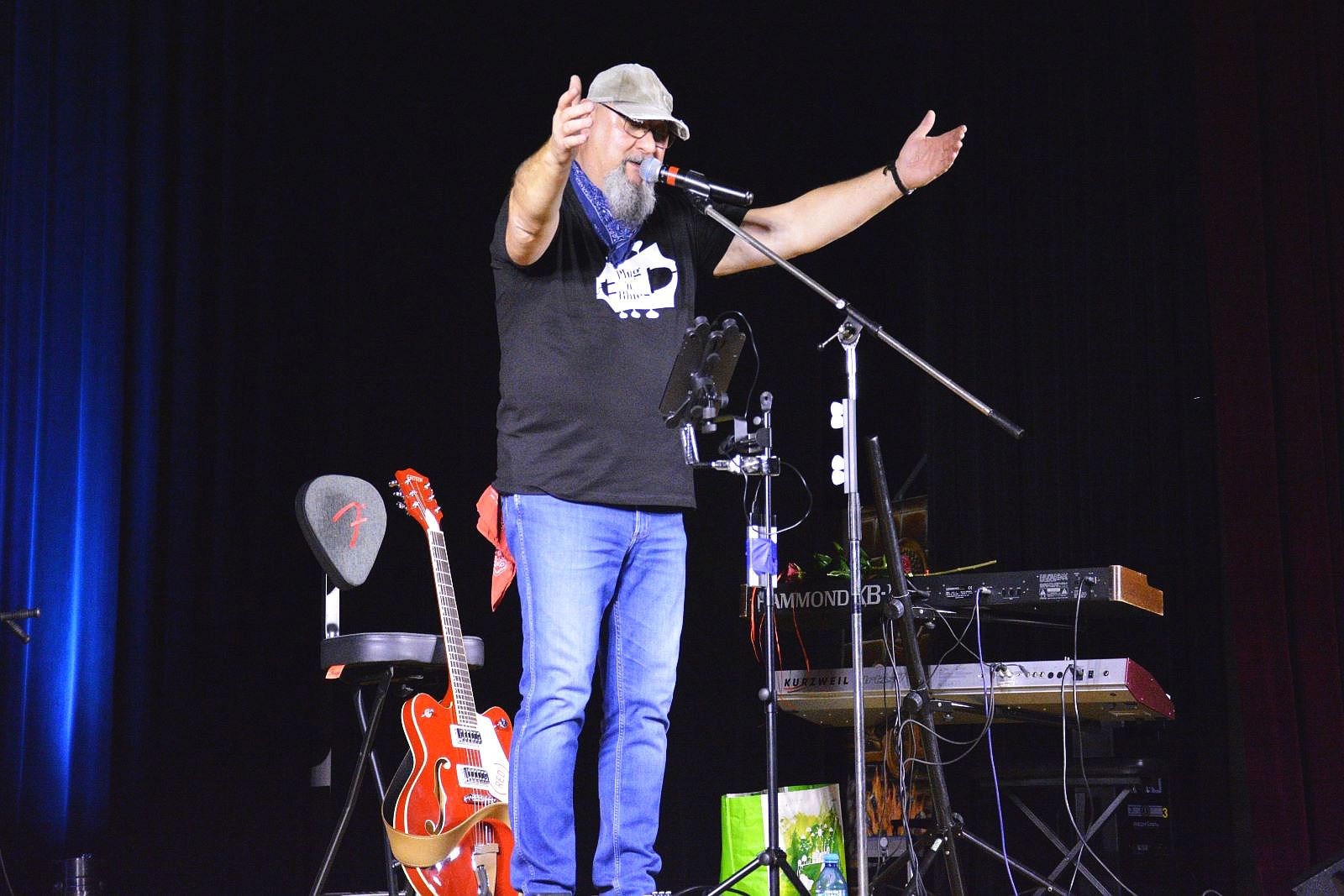 Koncert zespołu  Plug'n'Blues w chojnowskim domu kultury