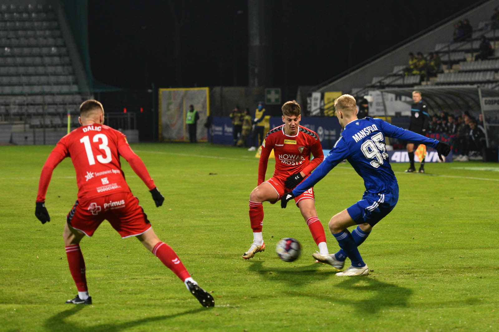 Miedź Legnica pokonała pewnie drużynę Zagłębia Sosnowiec
