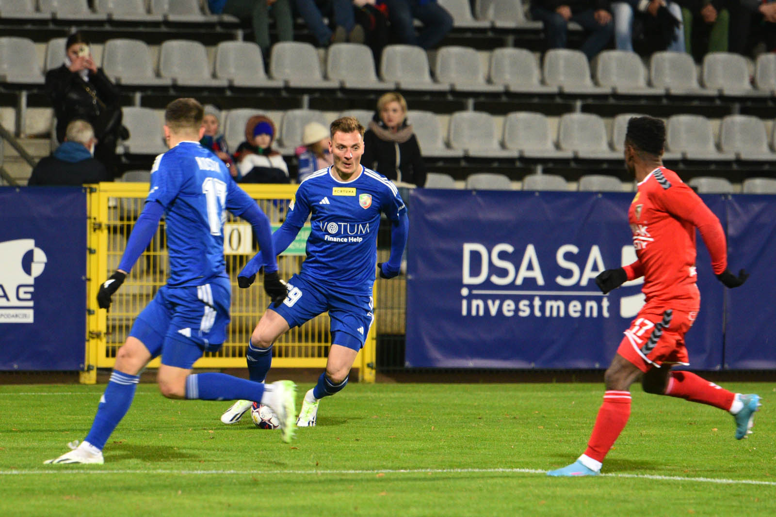 Miedź Legnica pokonała pewnie drużynę Zagłębia Sosnowiec