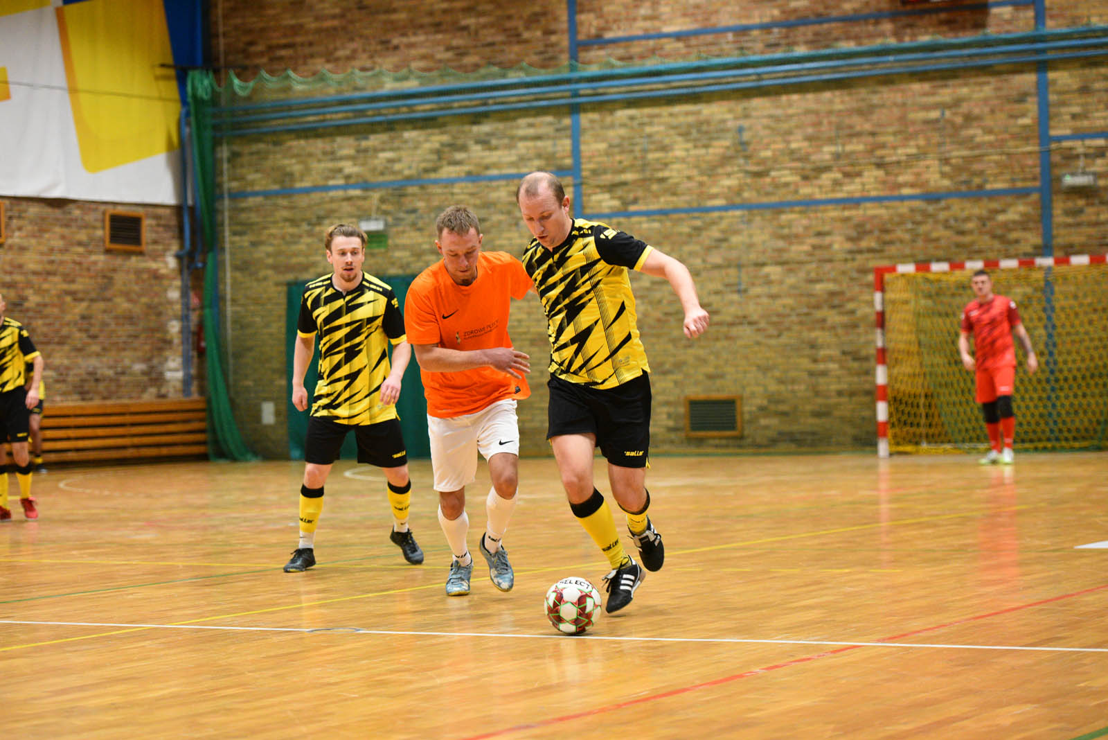 LLH: W meczu otwarcia Białe Sady pokonały Rehabilitację 4:3