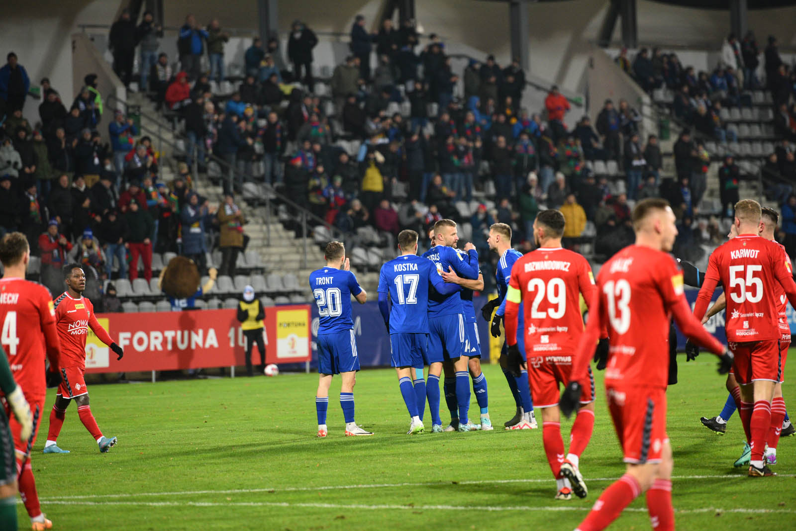 Miedź Legnica pokonała pewnie drużynę Zagłębia Sosnowiec