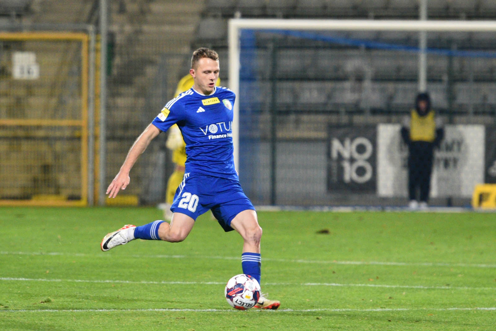 Miedź Legnica pokonała pewnie drużynę Zagłębia Sosnowiec