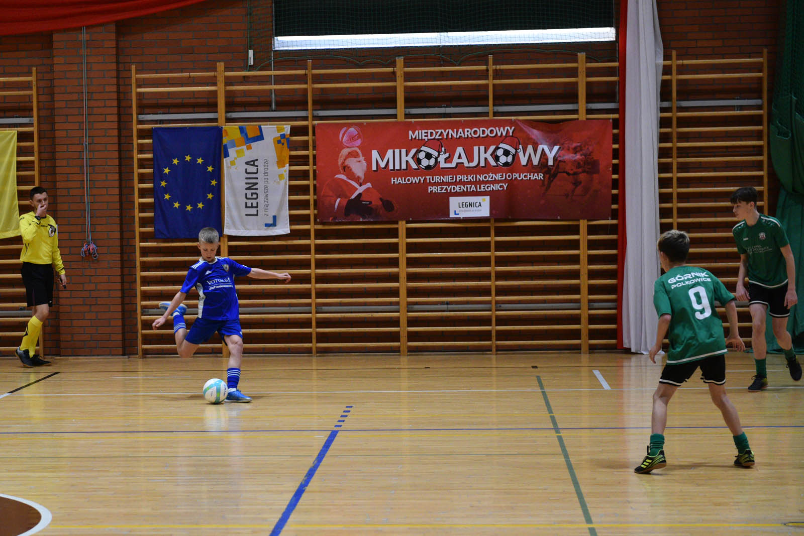 Miedź Legnica triumfuje w tegorocznym Turnieju Mikołajkowym