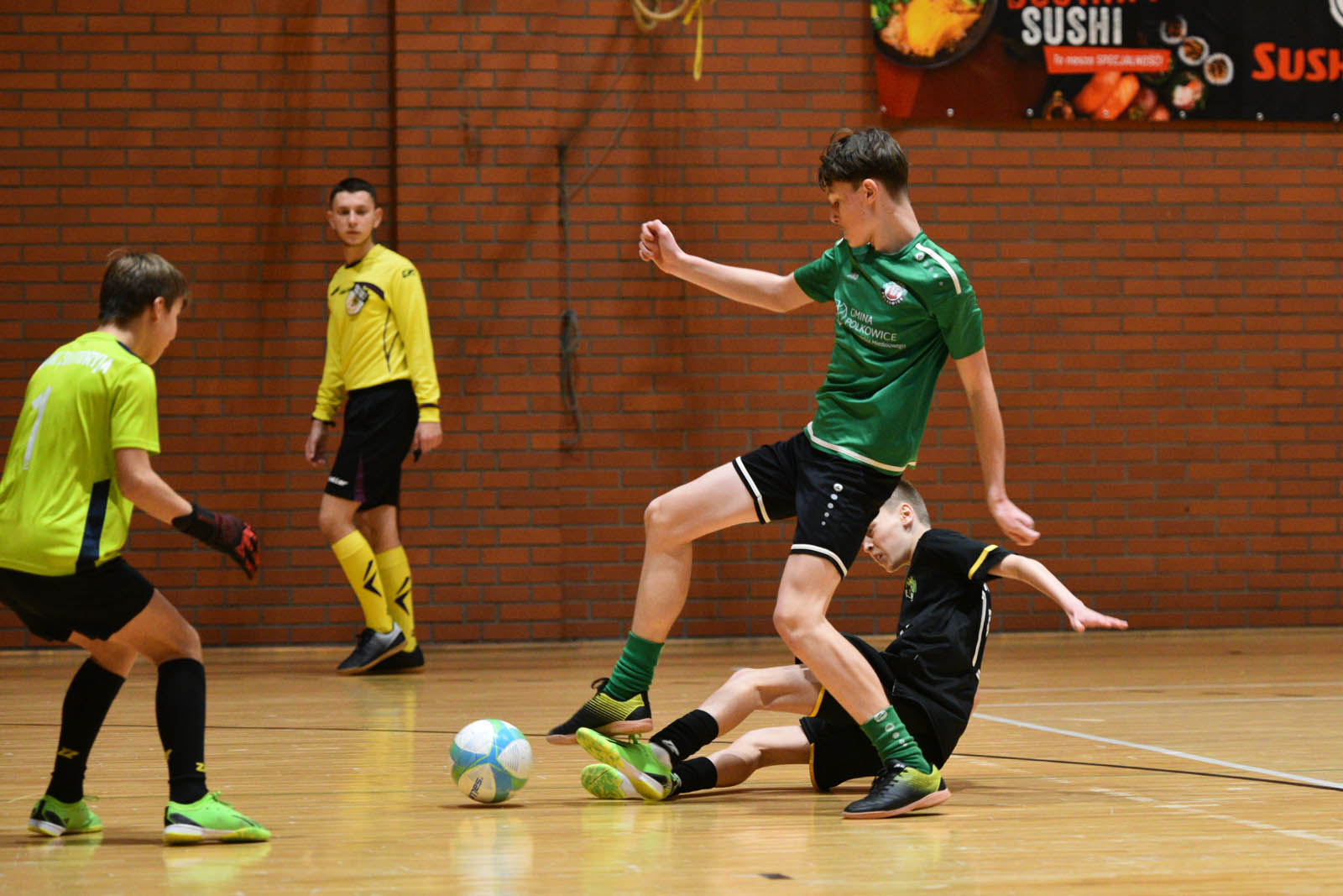 Miedź Legnica triumfuje w tegorocznym Turnieju Mikołajkowym