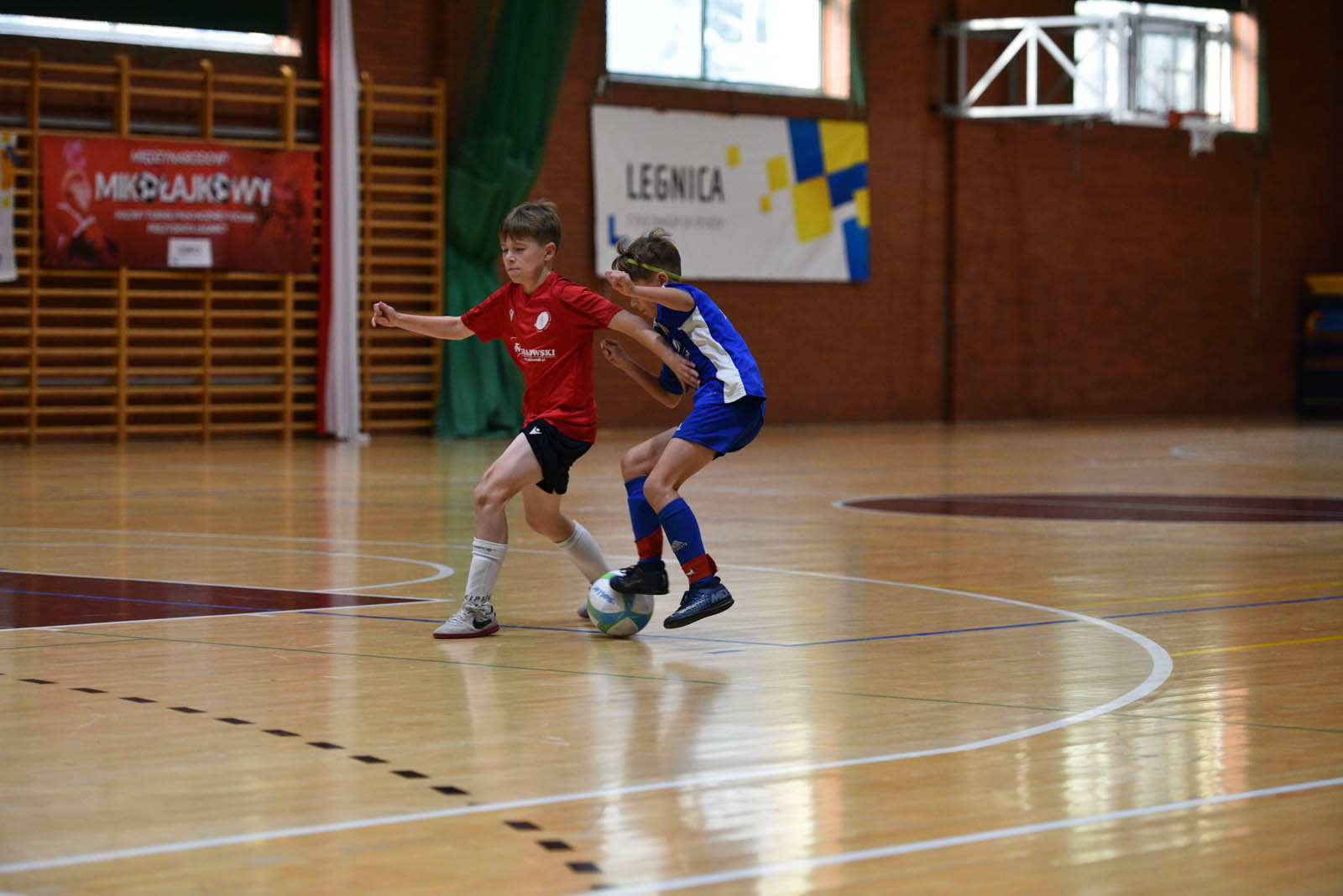 Miedź Legnica triumfuje w tegorocznym Turnieju Mikołajkowym