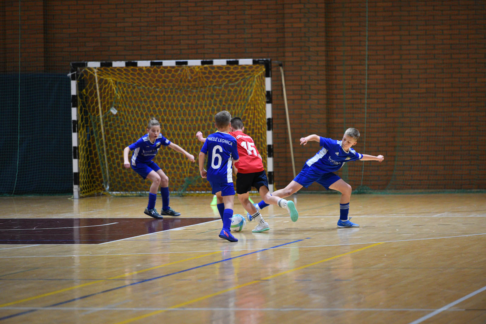 Miedź Legnica triumfuje w tegorocznym Turnieju Mikołajkowym