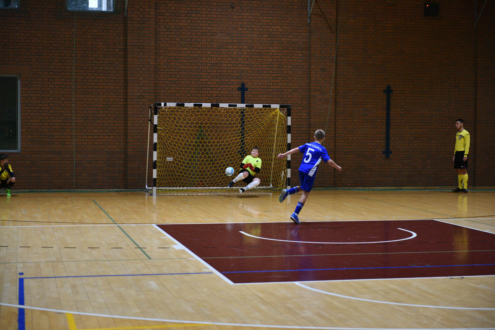 Miedź Legnica triumfuje w tegorocznym Turnieju Mikołajkowym