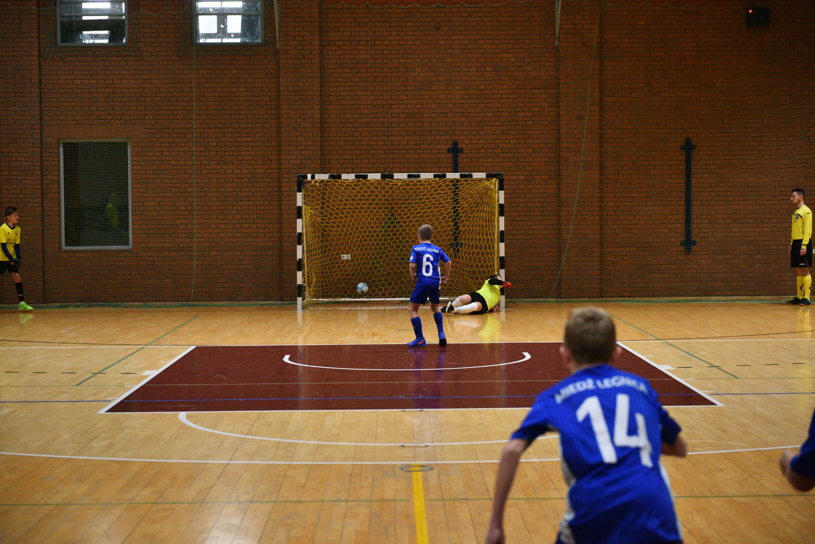 Miedź Legnica triumfuje w tegorocznym Turnieju Mikołajkowym