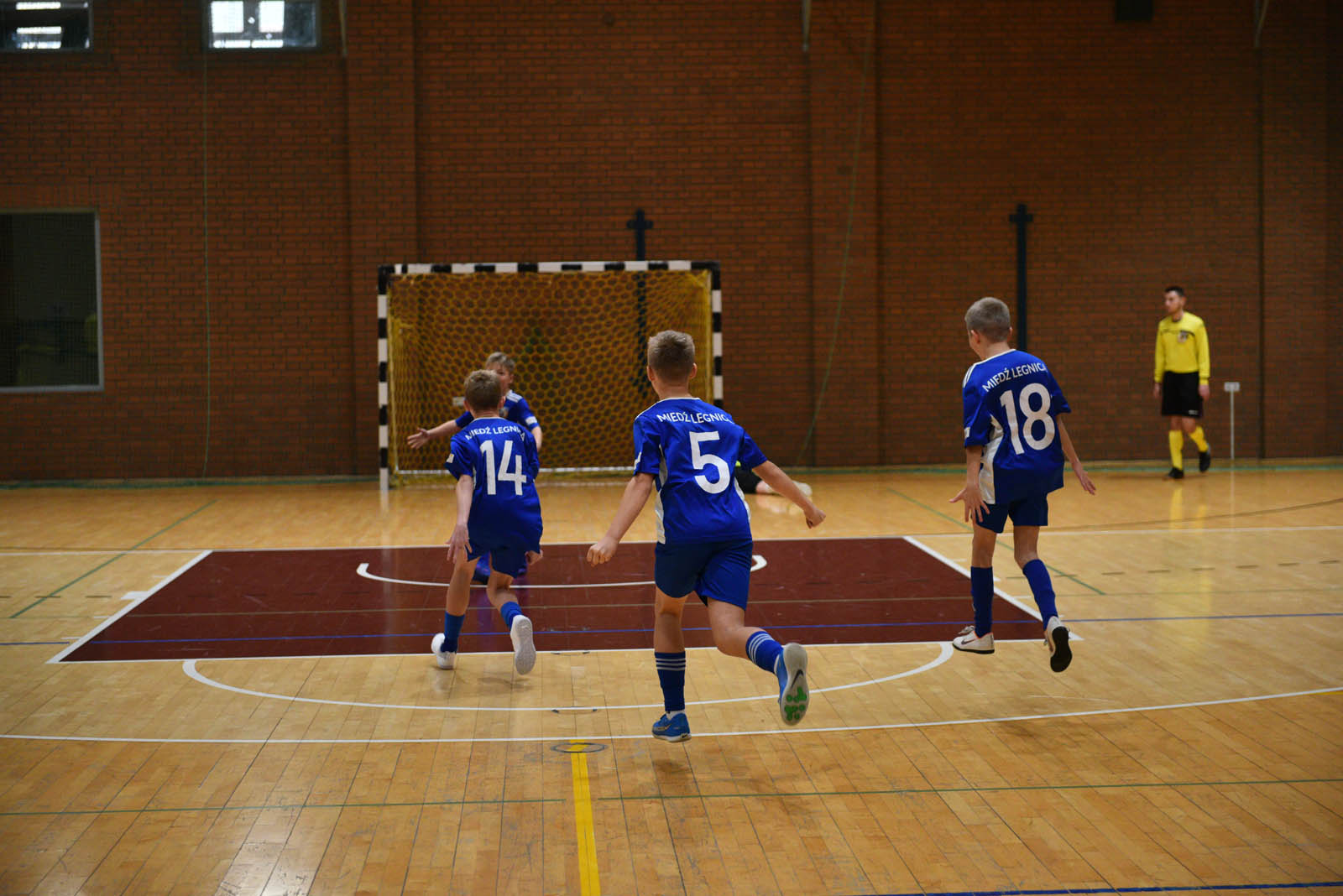 Miedź Legnica triumfuje w tegorocznym Turnieju Mikołajkowym