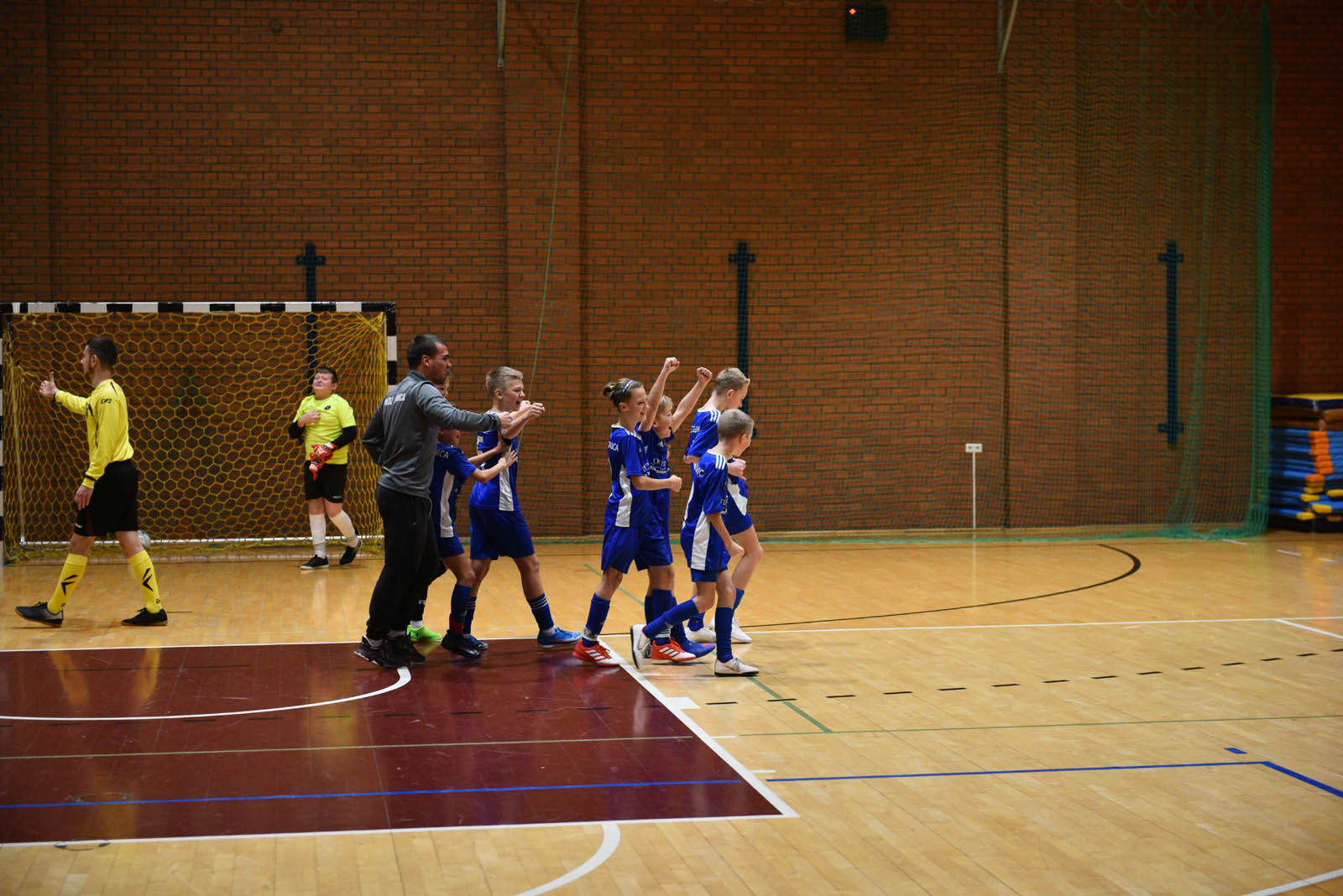 Miedź Legnica triumfuje w tegorocznym Turnieju Mikołajkowym