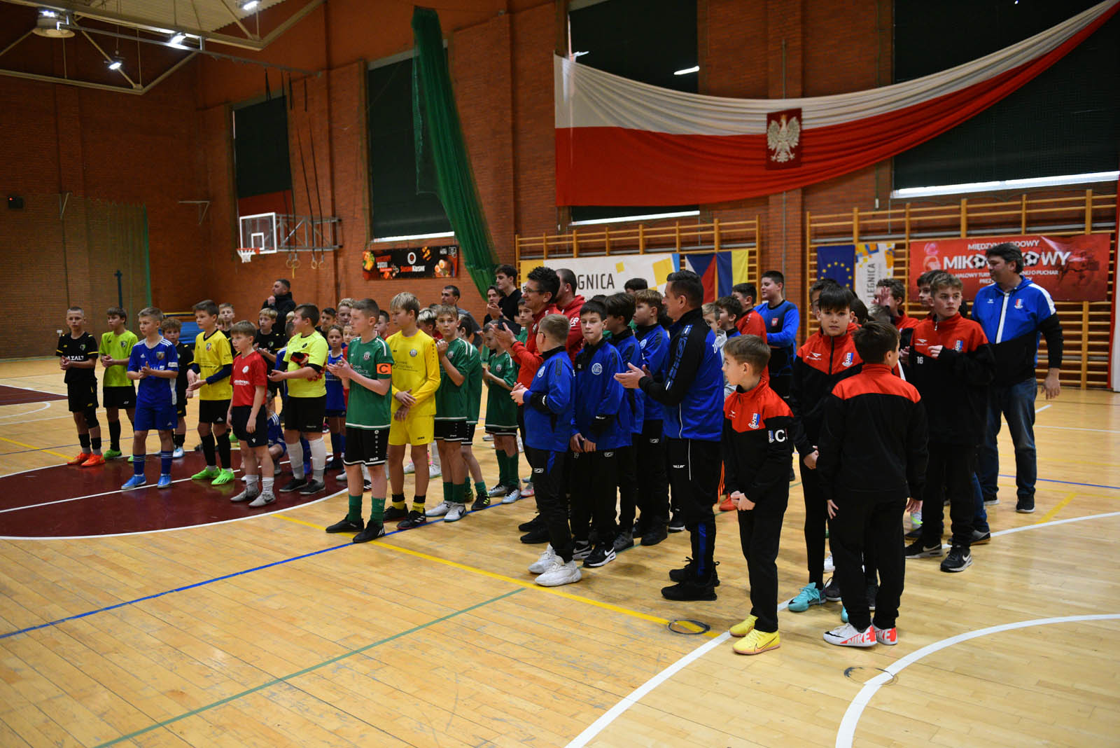 Miedź Legnica triumfuje w tegorocznym Turnieju Mikołajkowym