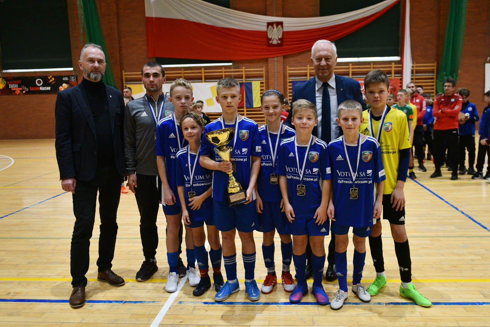 Miedź Legnica triumfuje w tegorocznym Turnieju Mikołajkowym