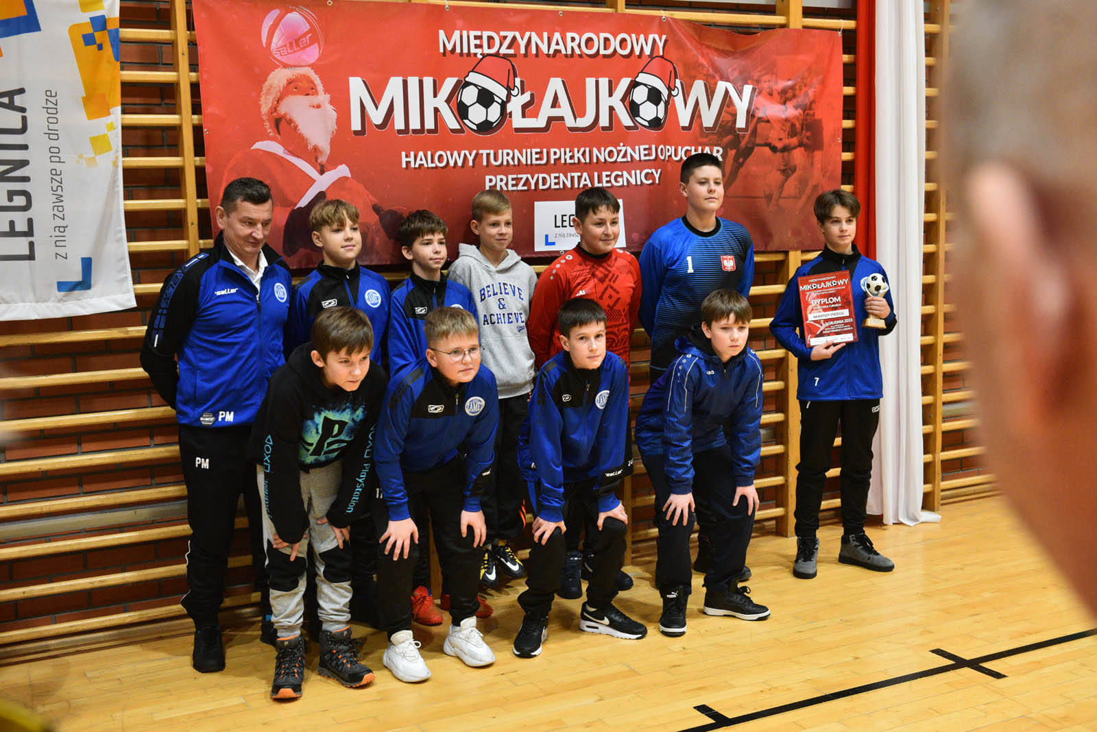 Miedź Legnica triumfuje w tegorocznym Turnieju Mikołajkowym