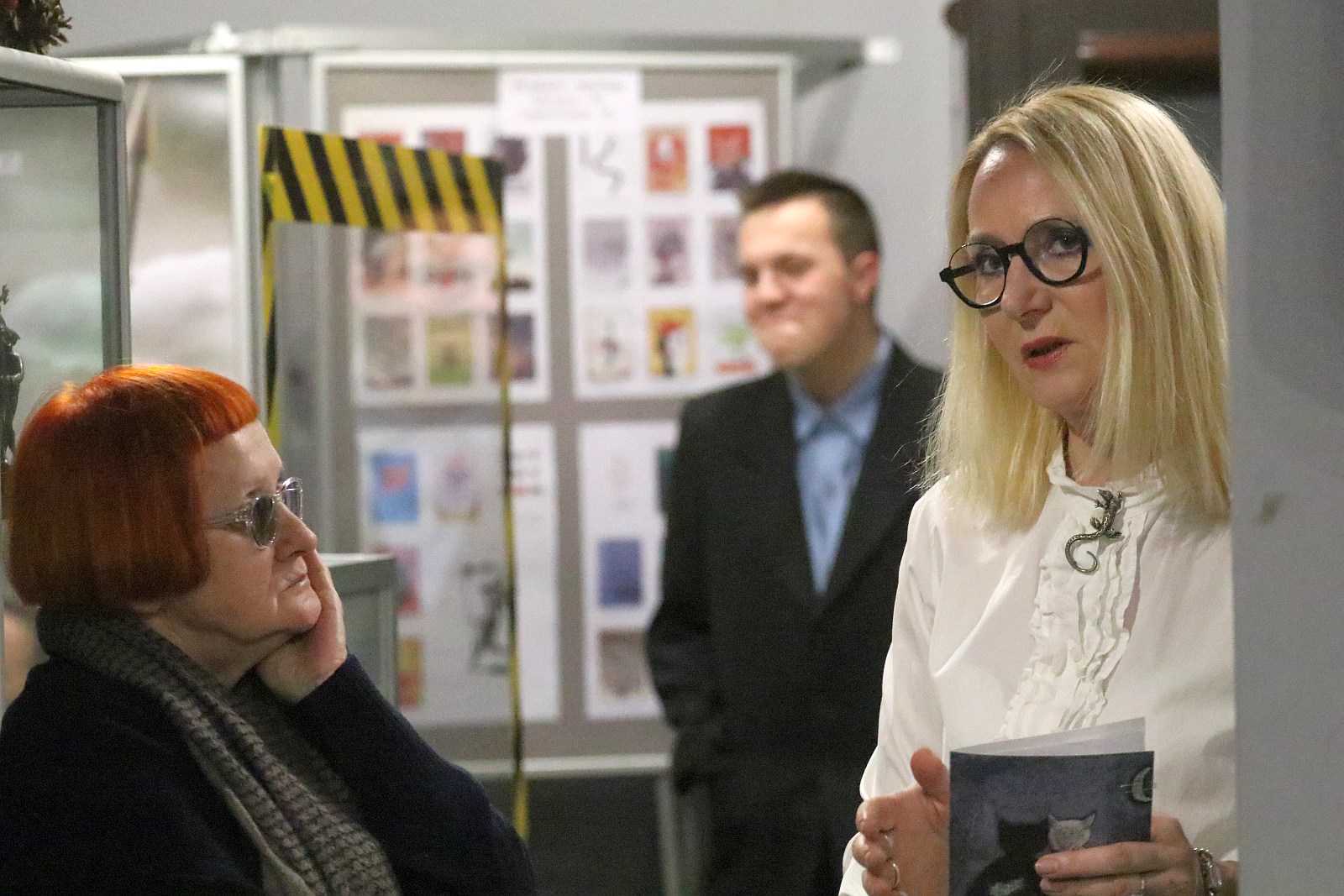 Kalendarz Satyrykonu na 2024 rok trafił do rąk legniczan