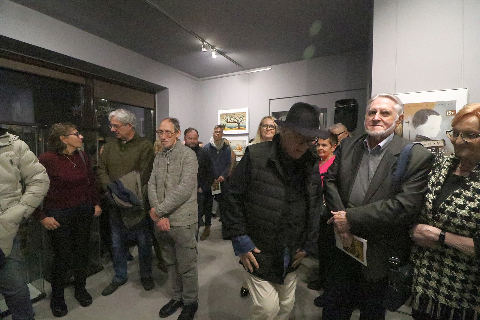 Kalendarz Satyrykonu na 2024 rok trafił do rąk legniczan
