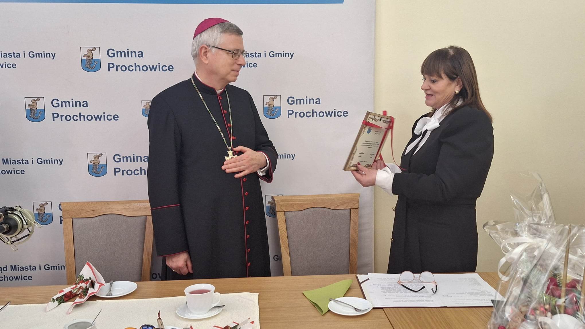 Biskup Andrzej Siemieniewski z wizytą w gminie Prochowice