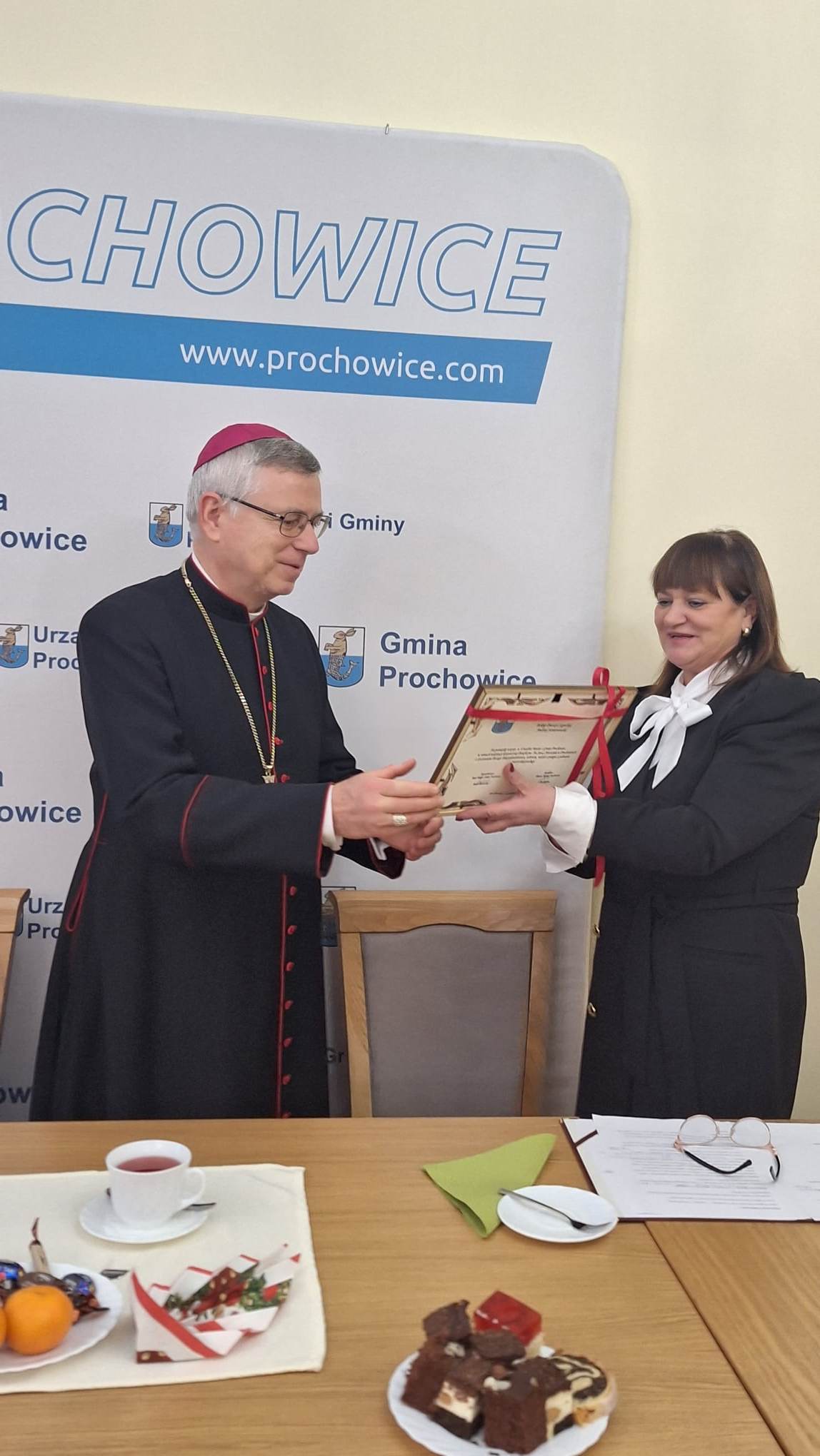 Biskup Andrzej Siemieniewski z wizytą w gminie Prochowice