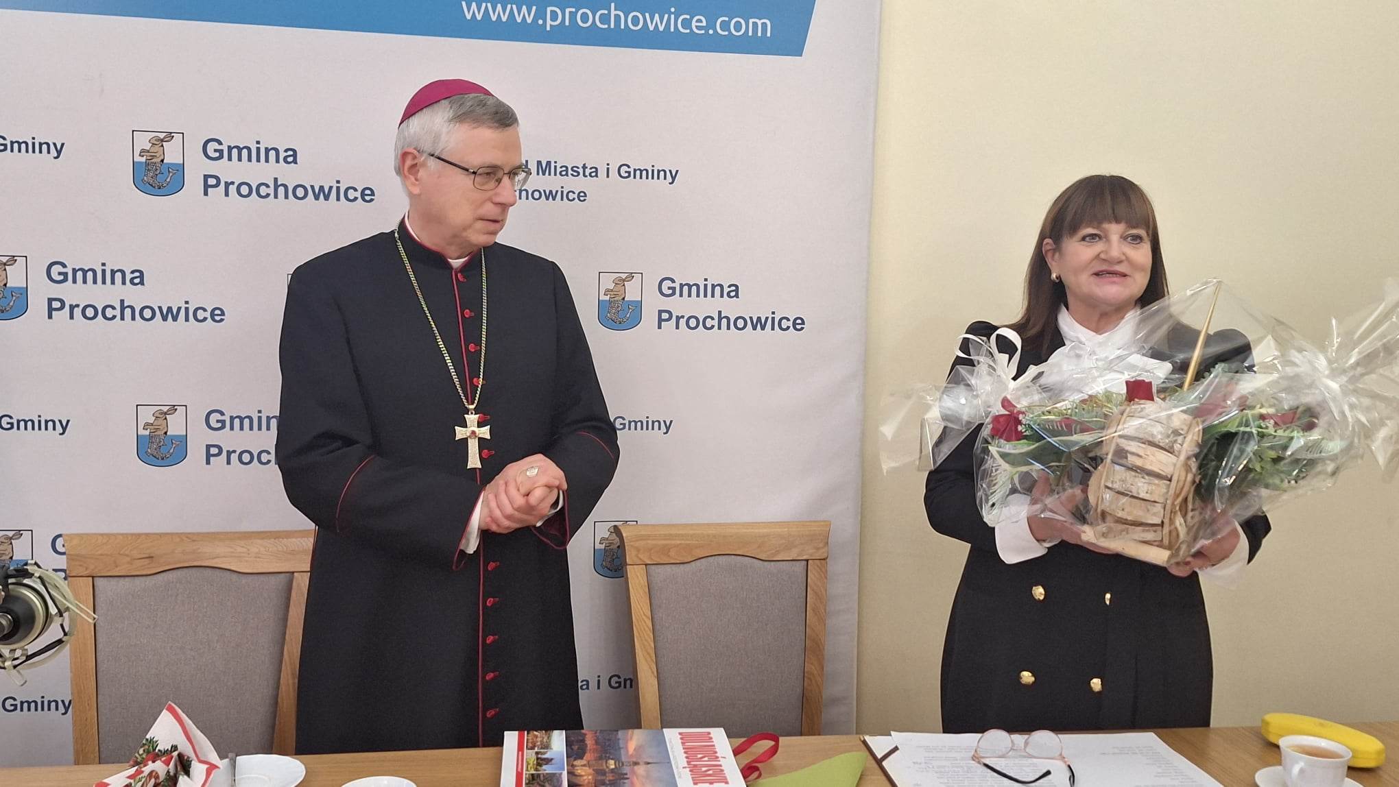 Biskup Andrzej Siemieniewski z wizytą w gminie Prochowice