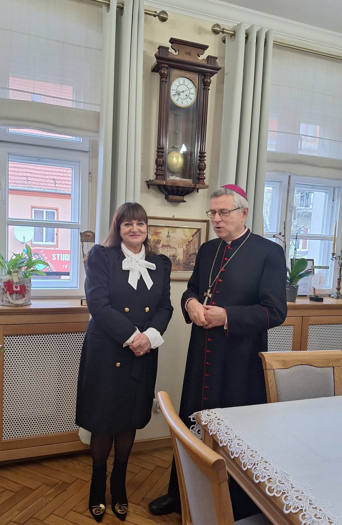 Biskup Andrzej Siemieniewski z wizytą w gminie Prochowice