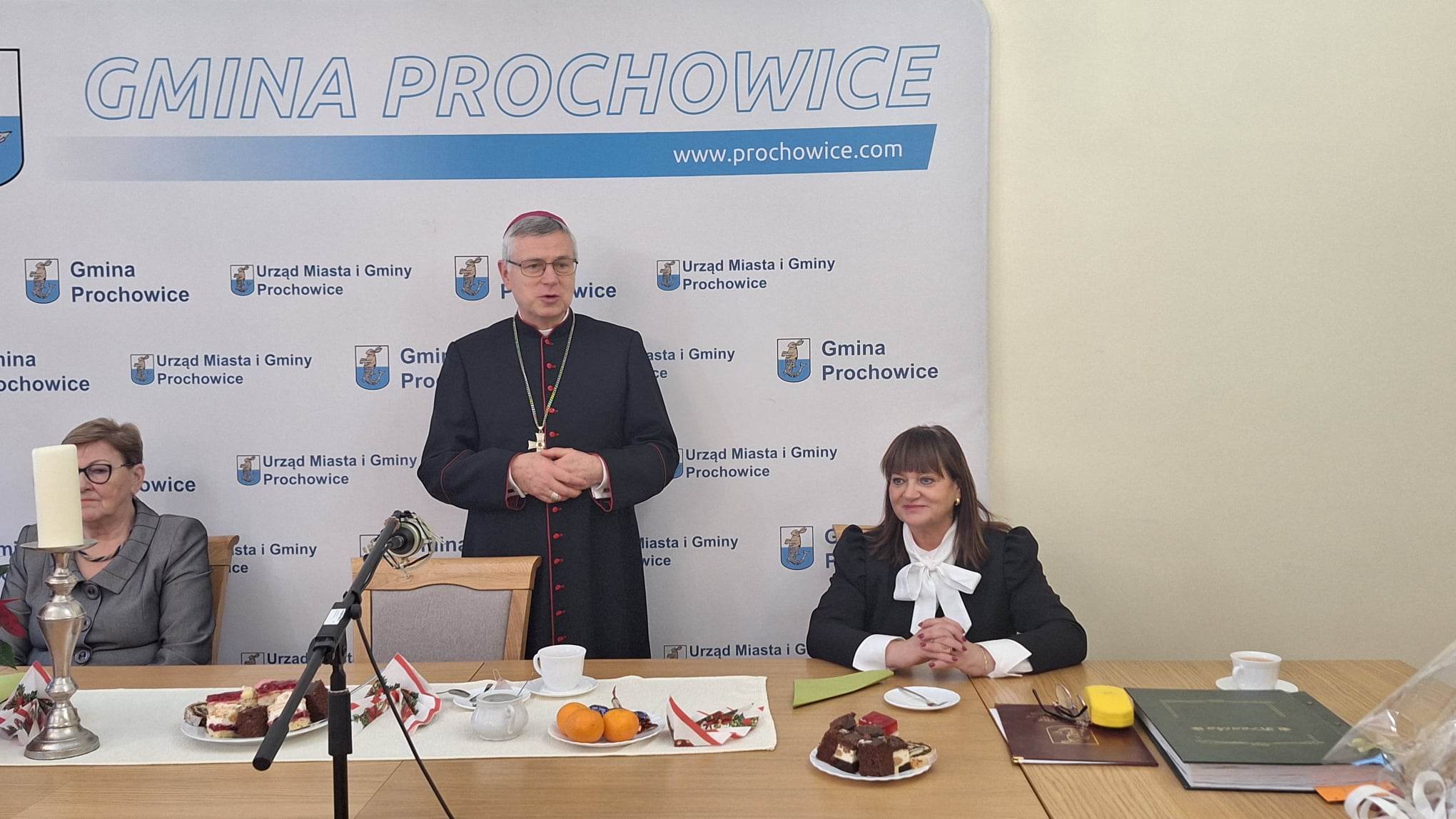 Biskup Andrzej Siemieniewski z wizytą w gminie Prochowice