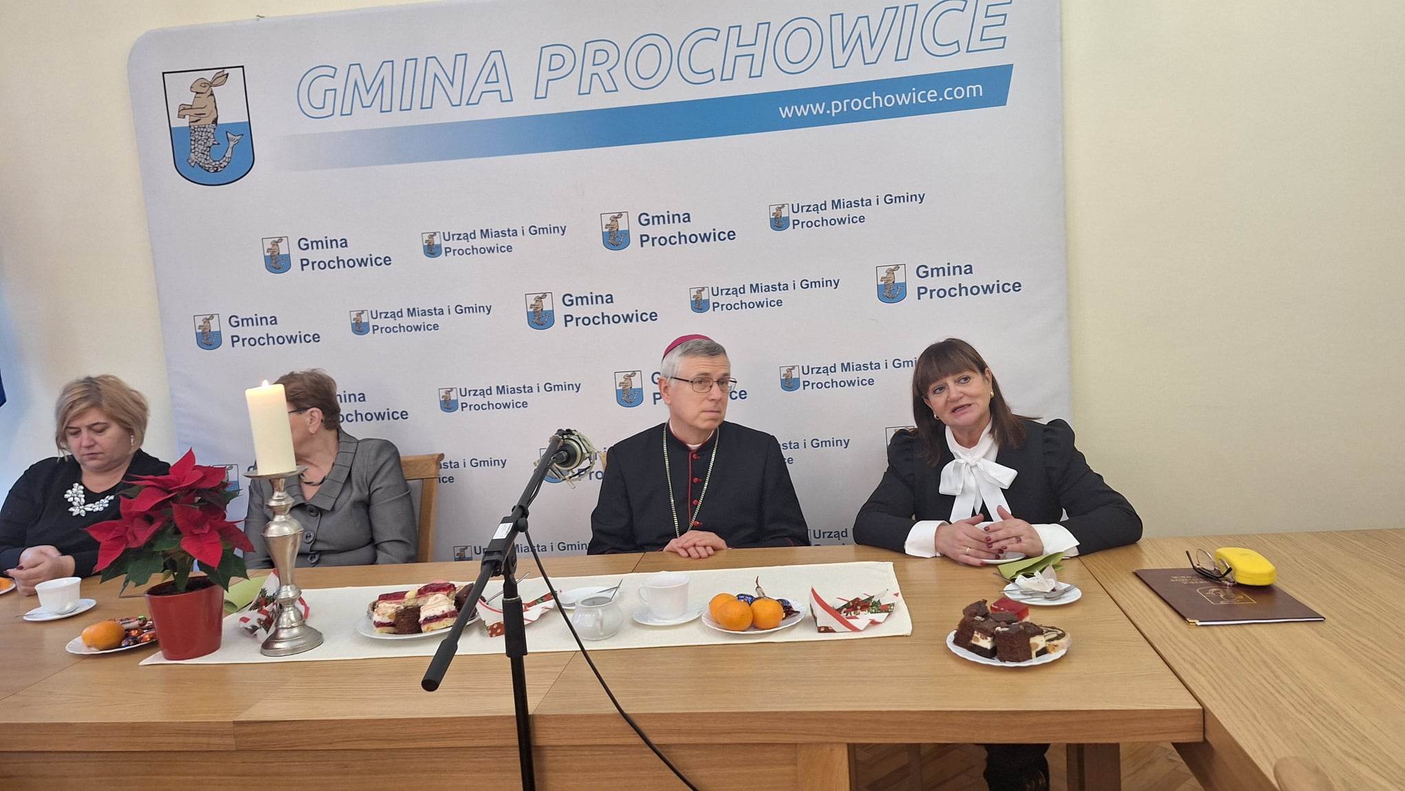 Biskup Andrzej Siemieniewski z wizytą w gminie Prochowice