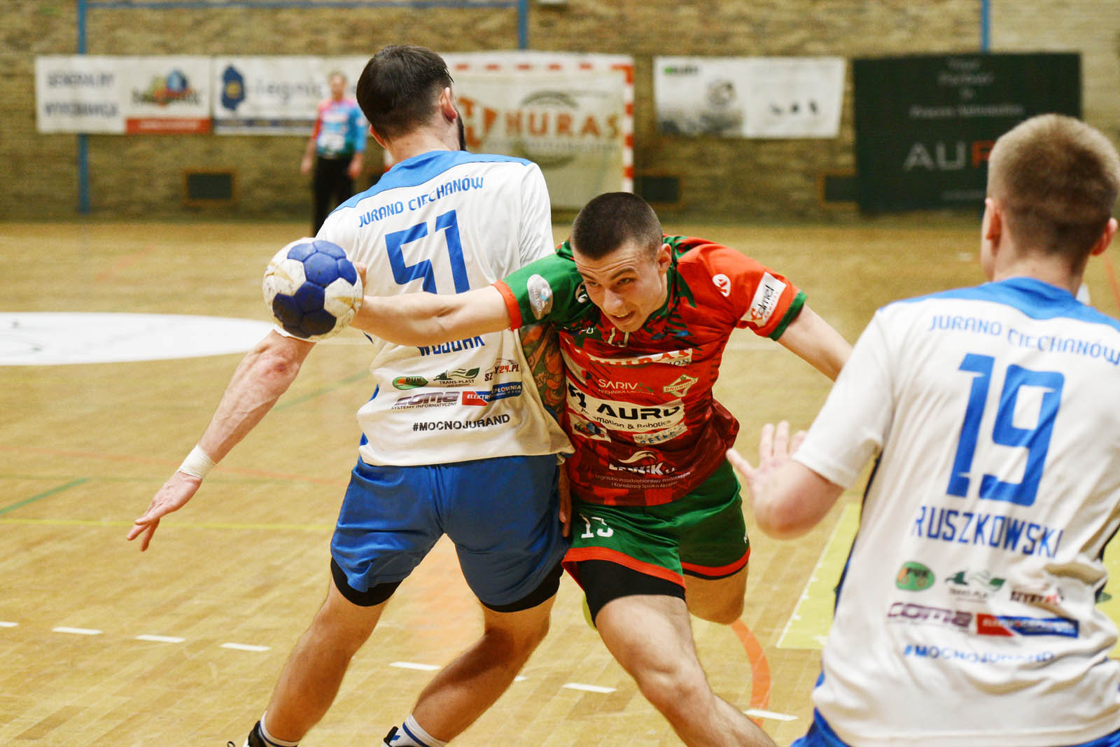 Siódemka Miedź Huras Legnica lepsza o jedną bramkę