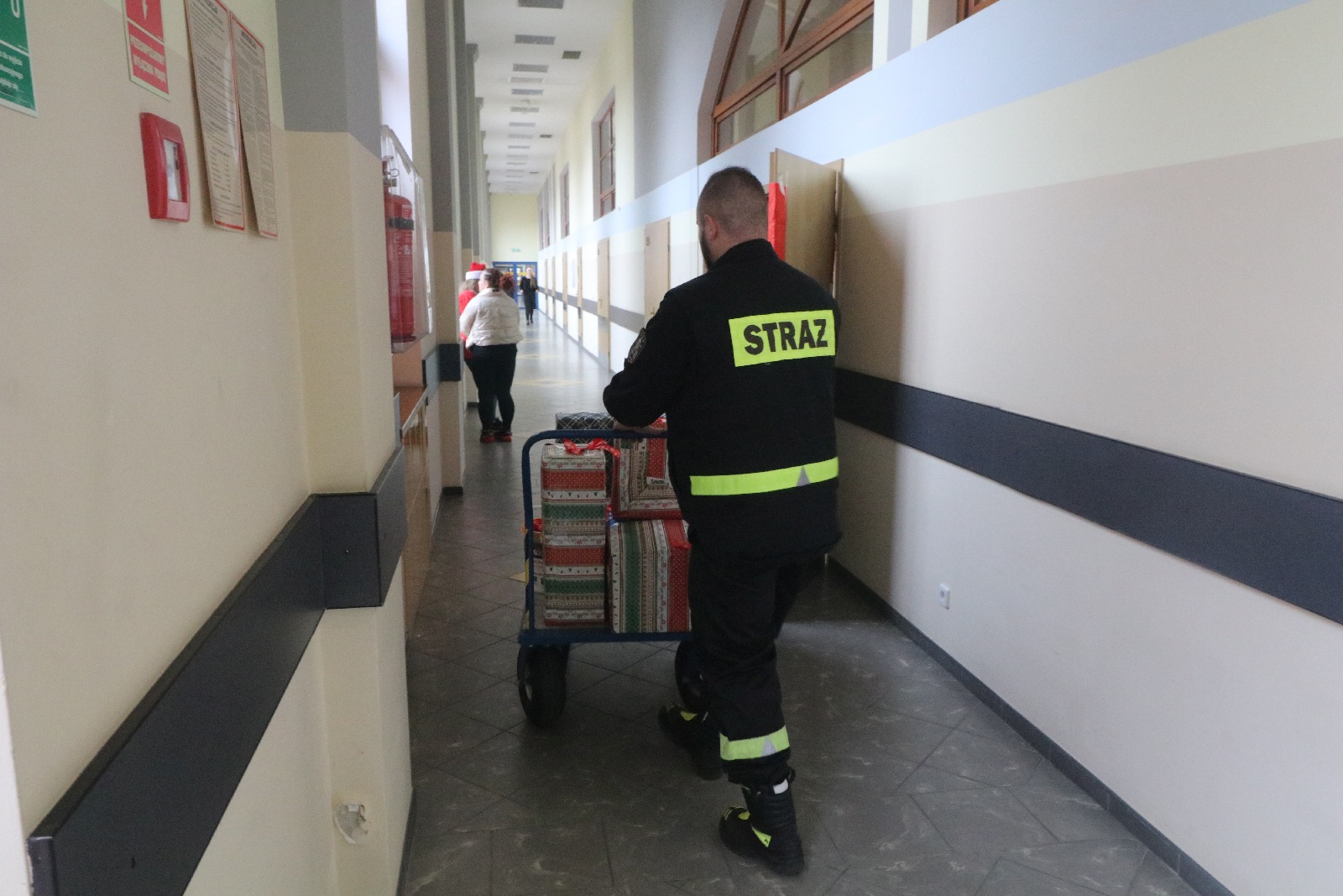 Czterdzieści rodzin odbdarowanych w ramach Szlachetnej Paczki